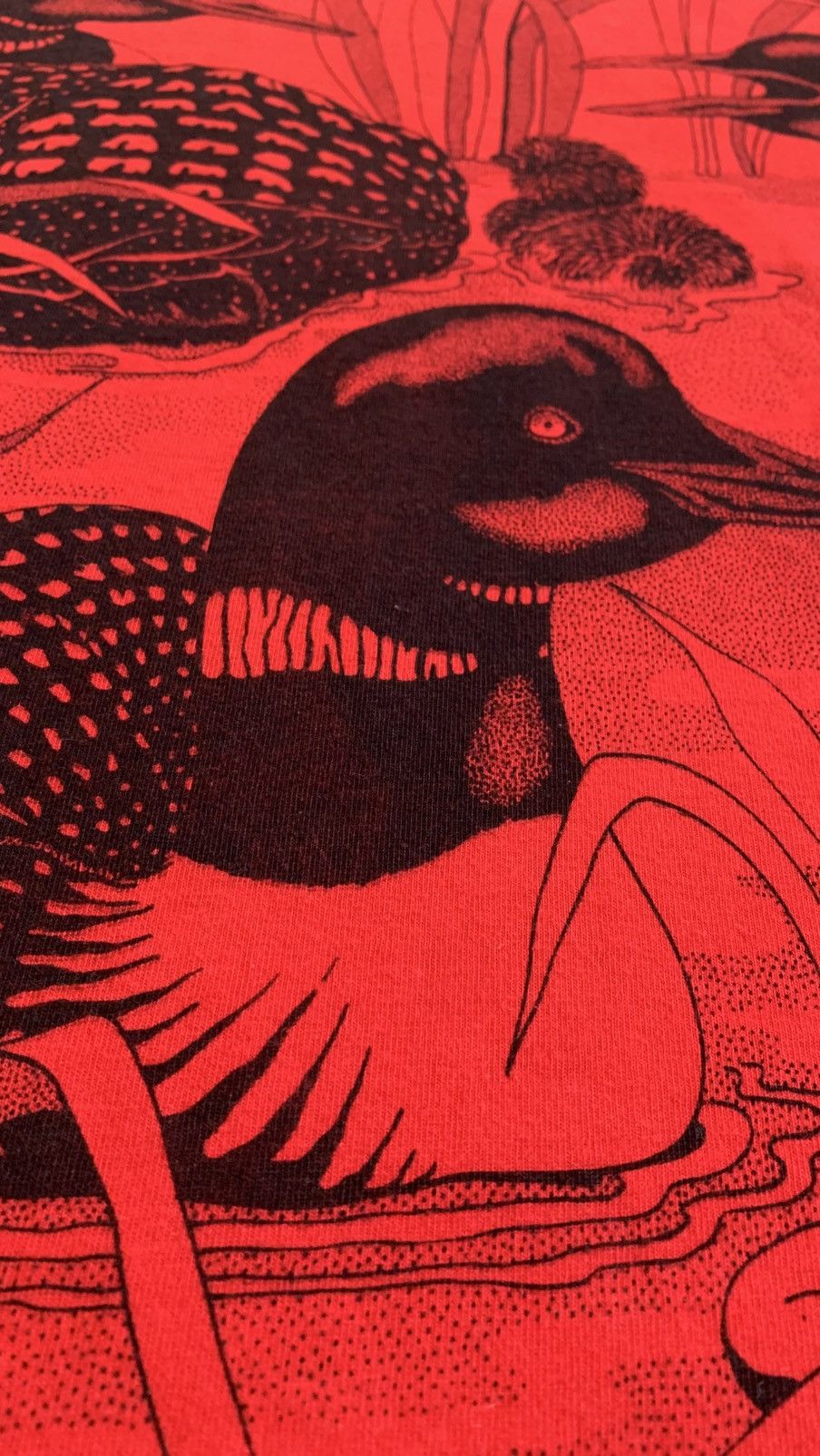 Hanes VINTAGE ALL OVER PRINTED 90s DUCK TEE Size US L / EU 52-54 / 3 - 4 Thumbnail