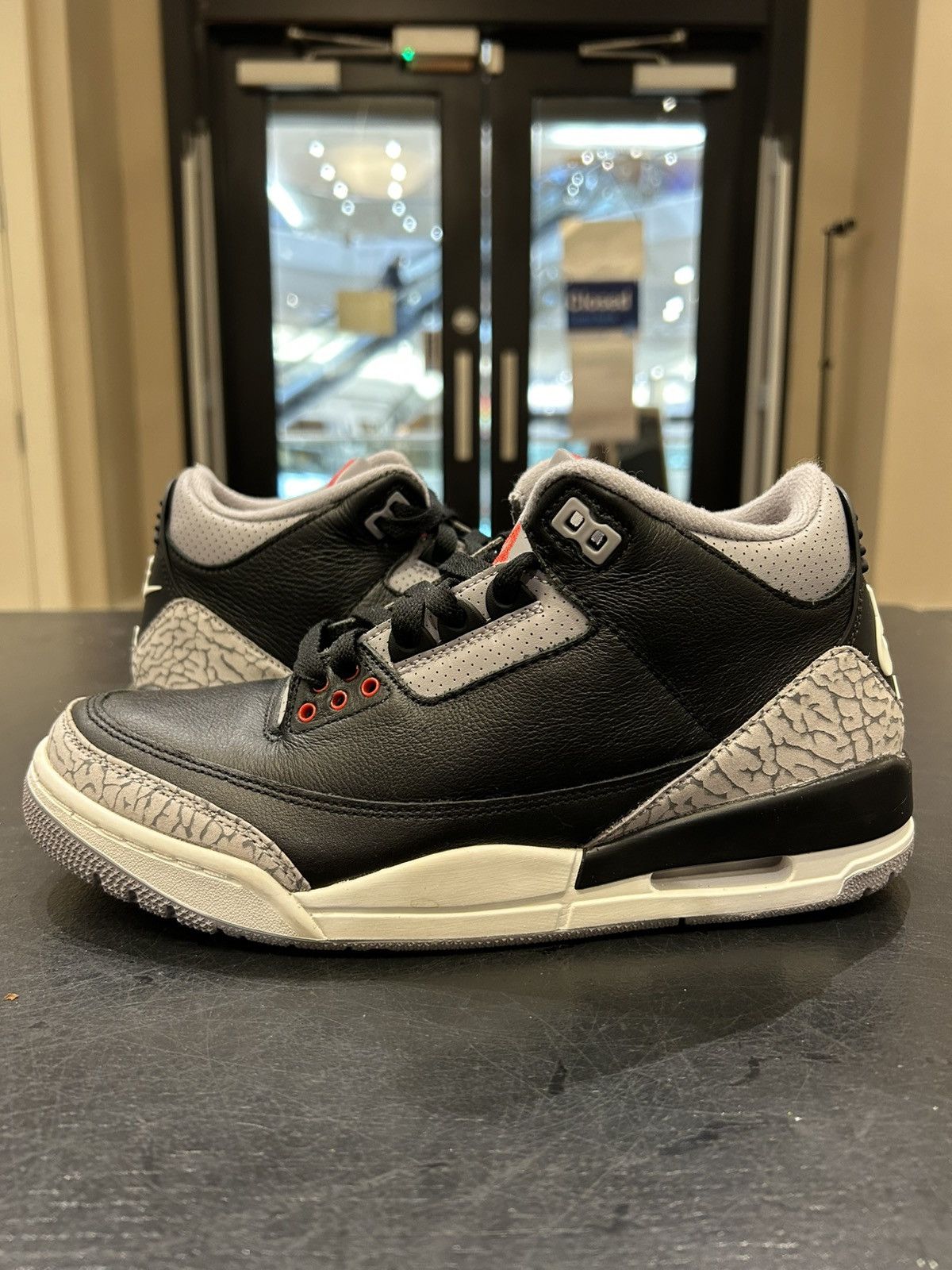 Jordan Brand Jordan 3 Retro ‘Black Cement’ Size US 8.5 / EU 41-42 - 1 Thumbnail