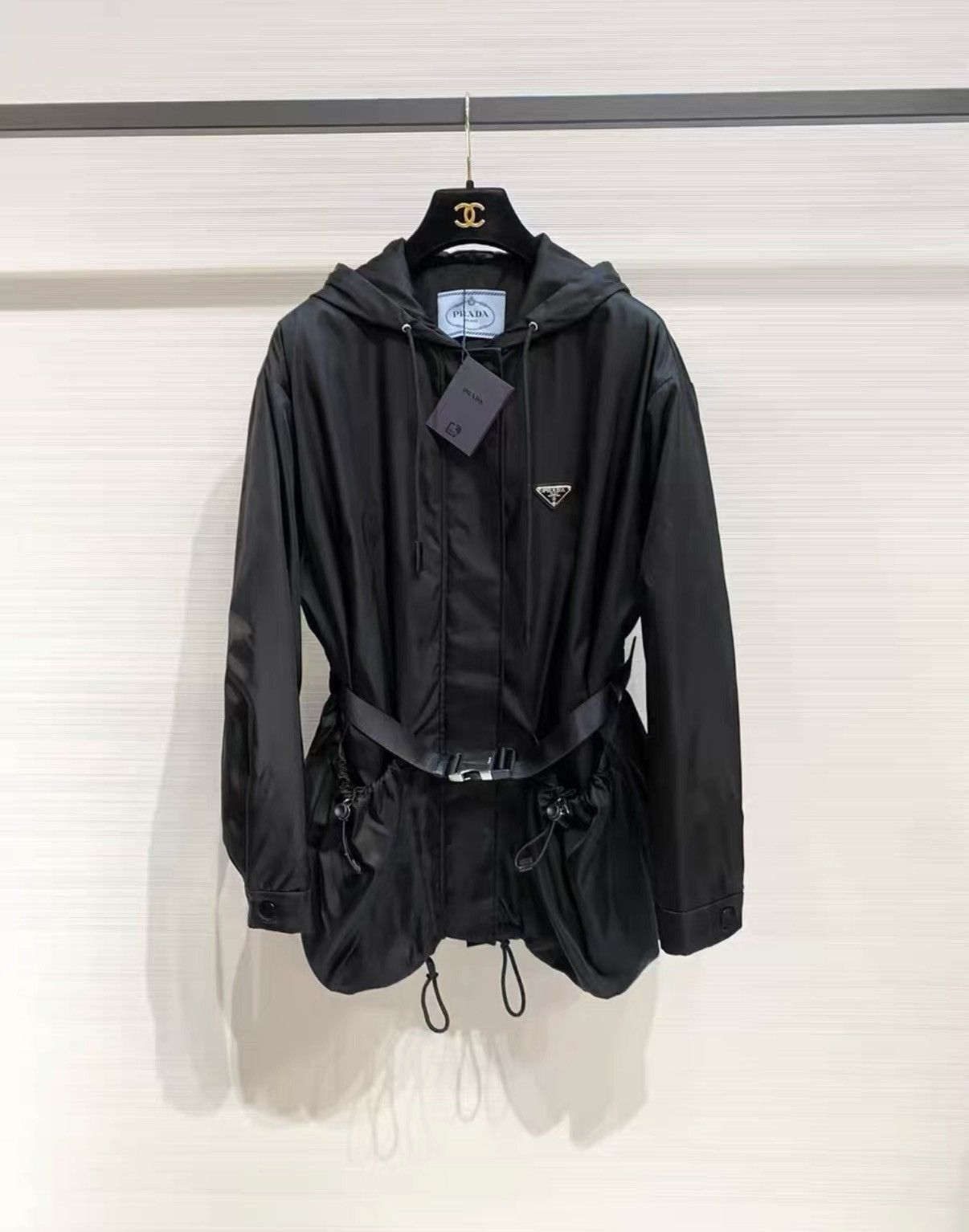 Prada Prada Waist-fitted lightweight padded jacket J33 Size S / US 4 / IT 40 - 1 Thumbnail
