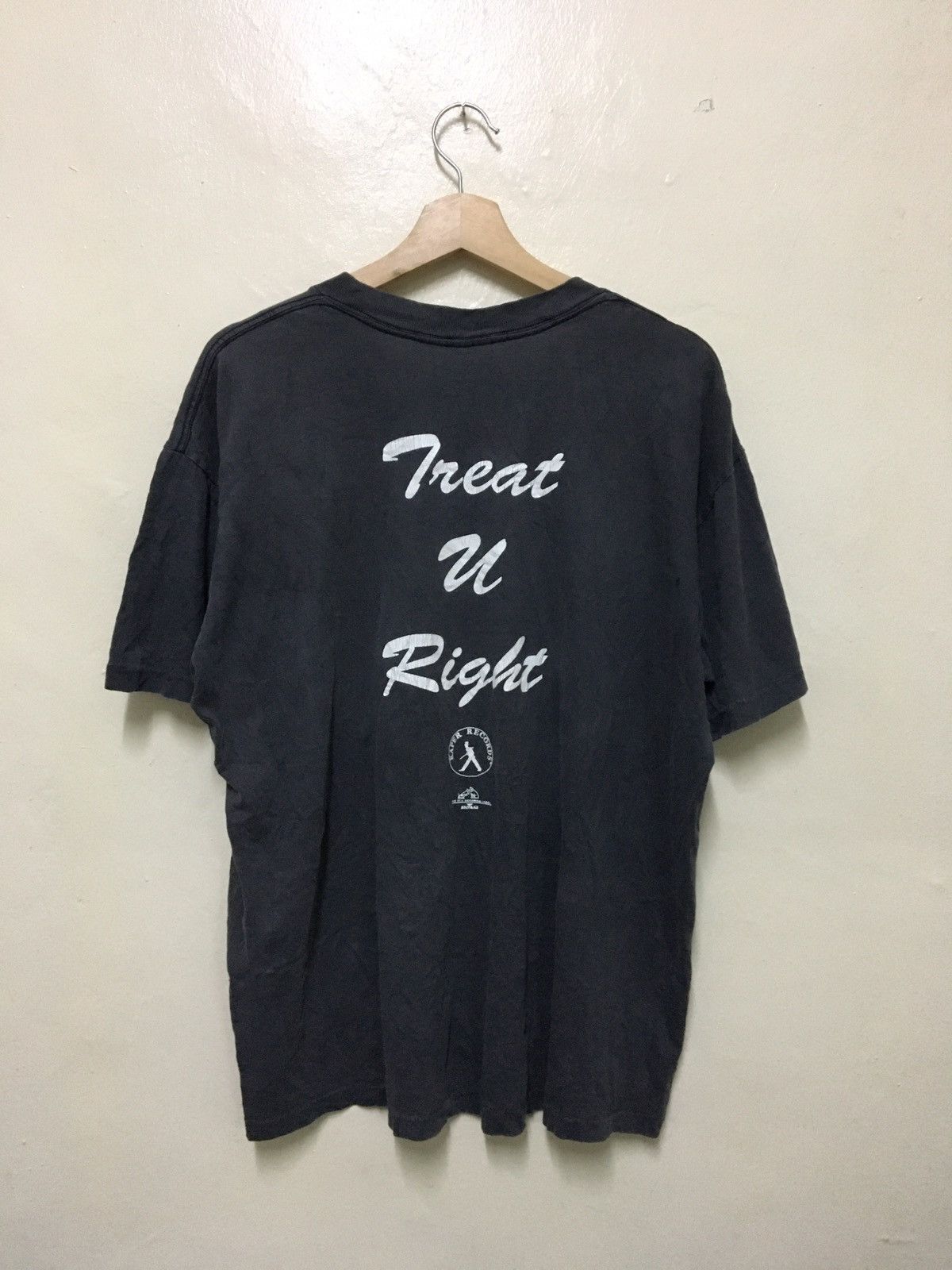 Band Tees × Vintage Vintage 90’s Treat U Right By BlackGirl Size US XL / EU 56 / 4 - 5 Thumbnail