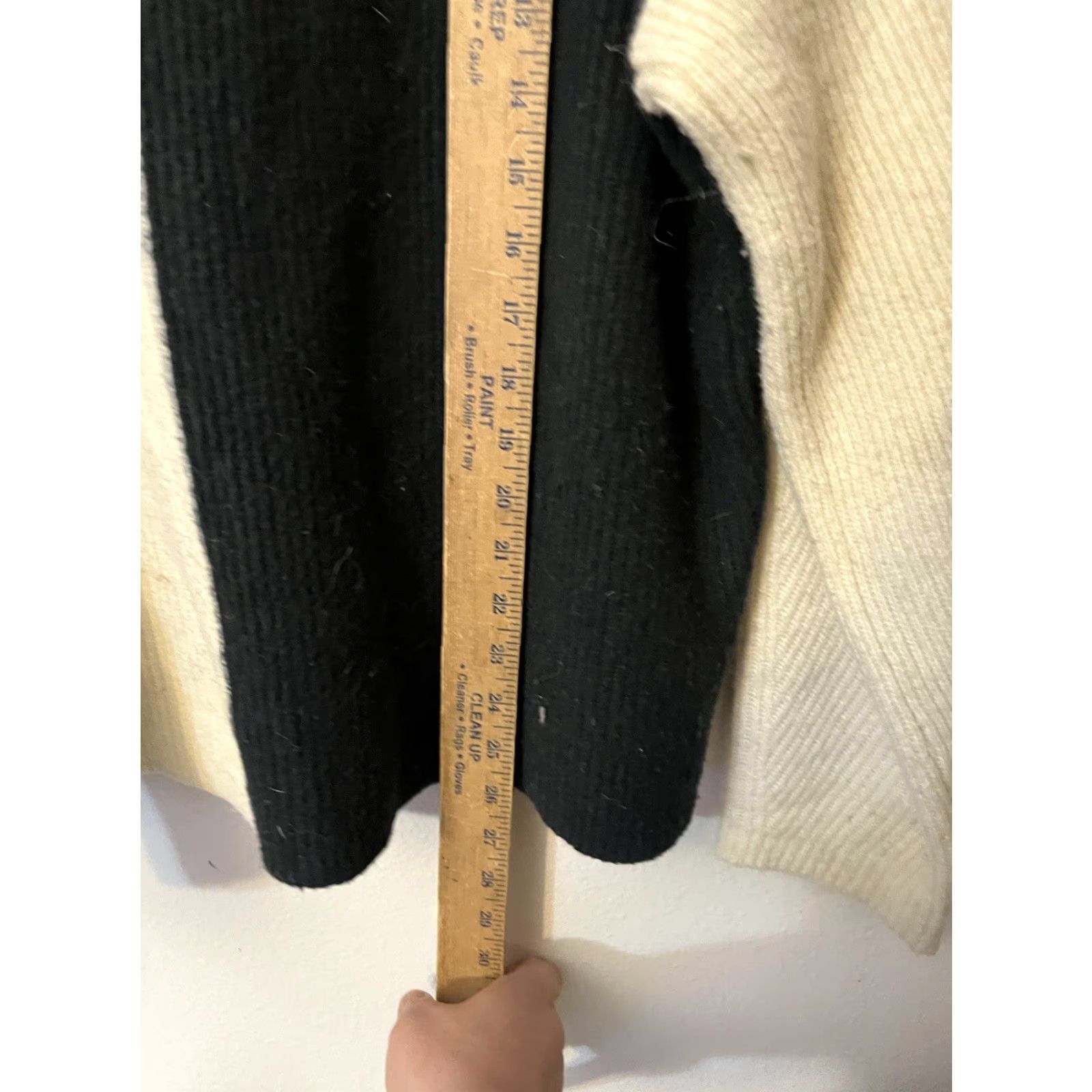 Abercrombie & Fitch Abercrombie & Fitch Color Block Wool Blend Pullover Sweater Size L Color Black Size L / US 10 / IT 46 - 4 Thumbnail