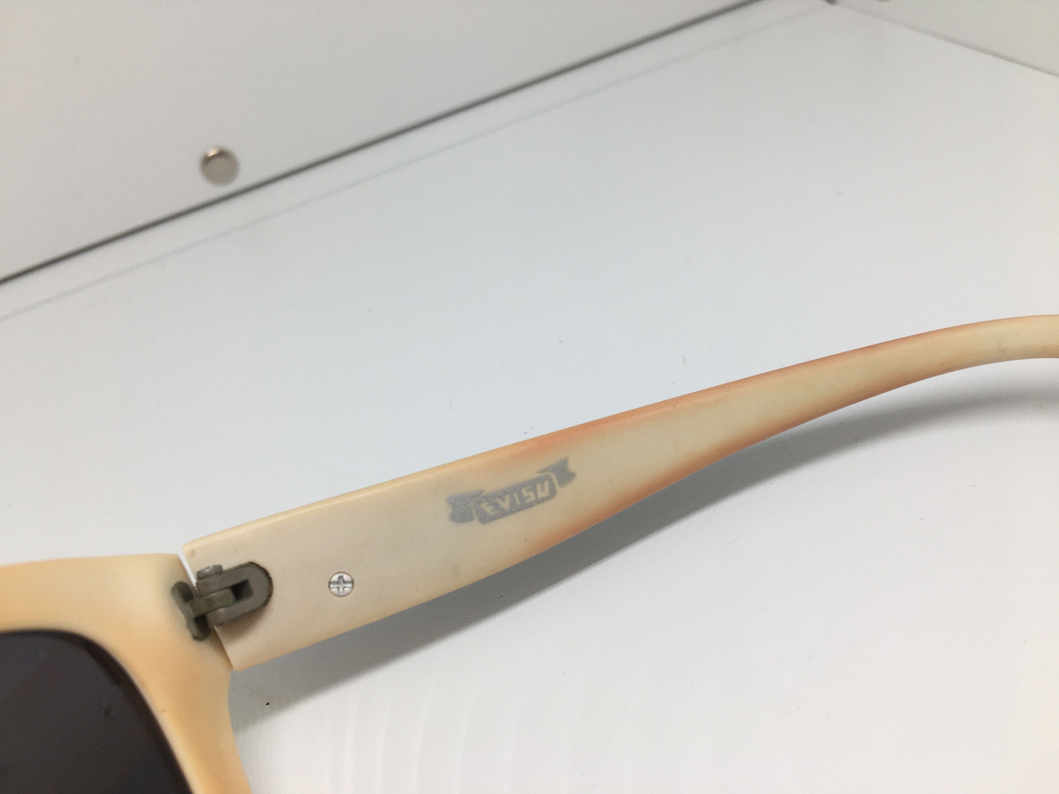 Evisu Vintage Evisu EVH 8291 Sunglasses Frame Size ONE SIZE - 4 Thumbnail