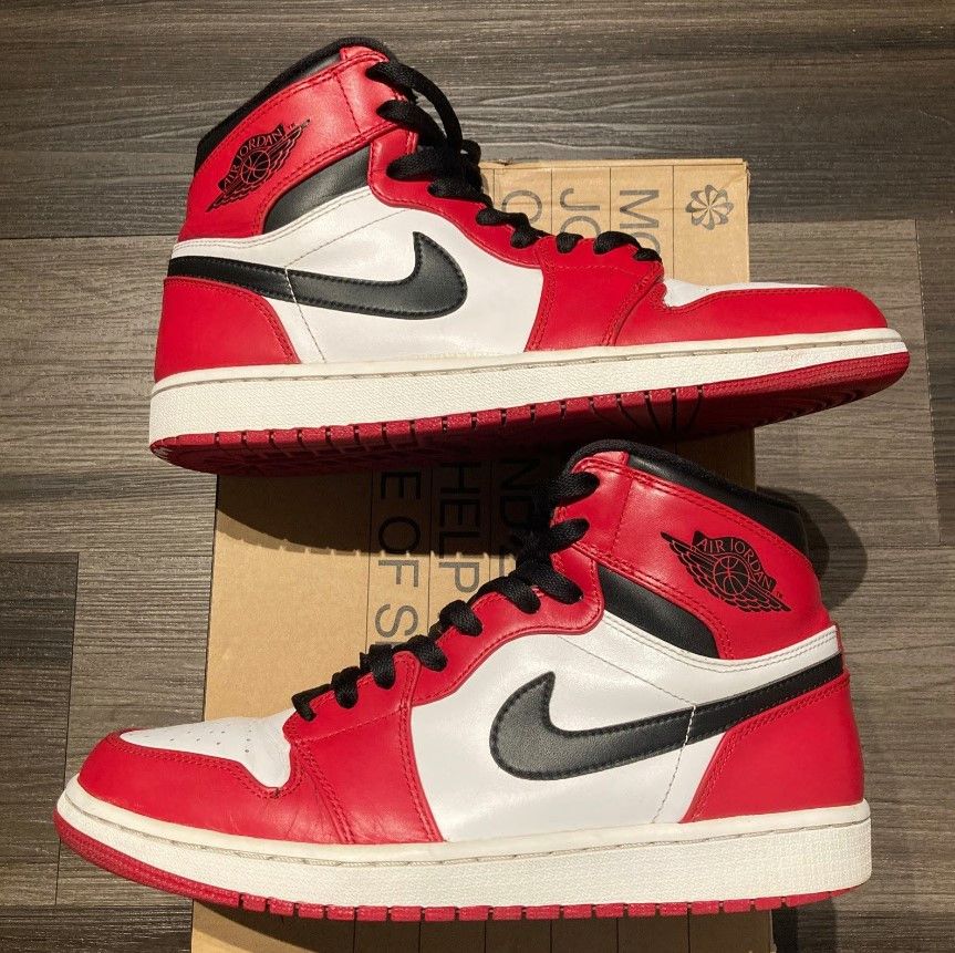 image of Jordan Nike Jordan 1 Retro High Chicago 2013 Shoes in Red, Men's (Size 9.5)