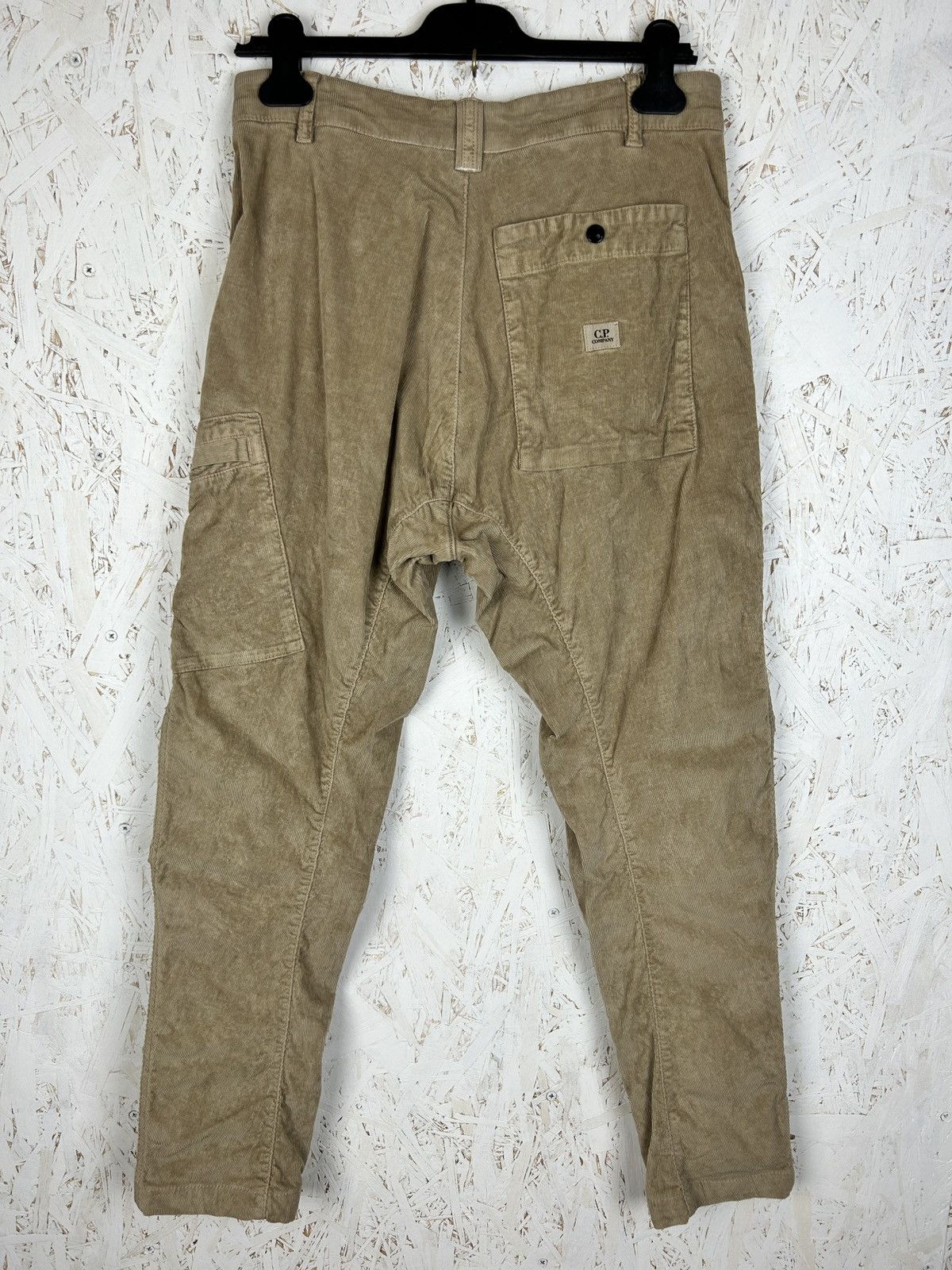 C.P. Company C.P. Company Tan Tapered Corduroy Cargo Pants Beige 46 Size US 30 / EU 46 - 6 Thumbnail