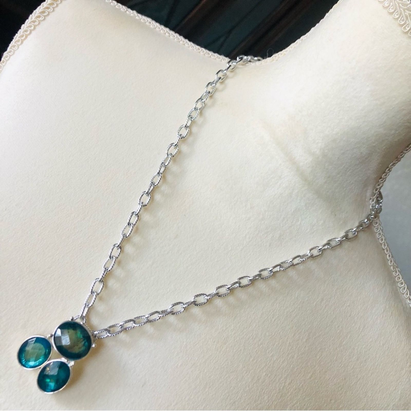 Handmade Hand crafted faceted peacock blue link chain necklace Size ONE SIZE - 1 Thumbnail