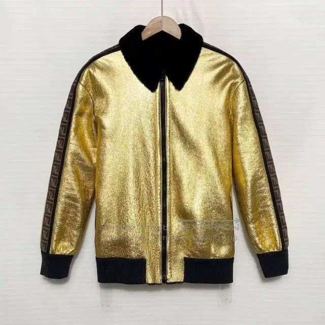 Fendi Fendi Gold Sheepskin Reversible Jacket. Size US M / EU 48-50 / 2 - 4 Thumbnail