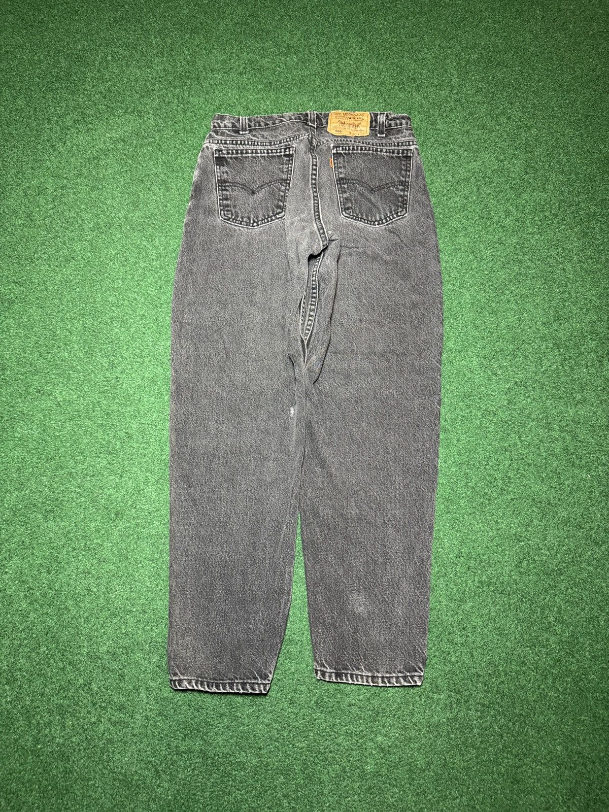 Levi's Vintage Clothing Levis 560 Baggy Black Orange Tab 31x28 Vintage 90s Jeans Size US 31 - 1 Thumbnail