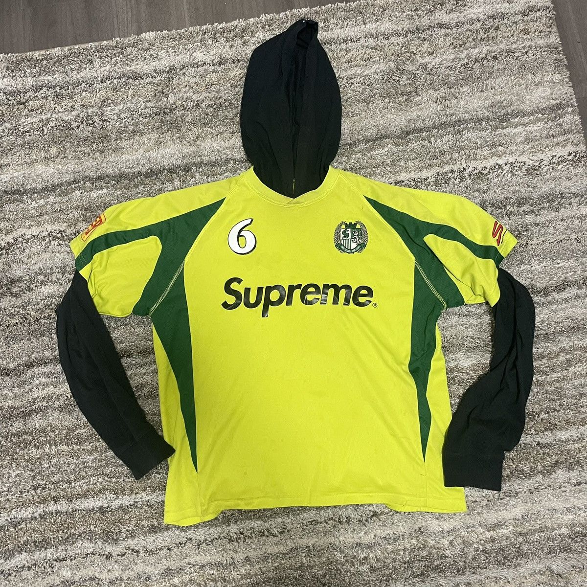 Supreme supreme soccer hoodie size small Size US S / EU 44-46 / 1 - 1 Thumbnail