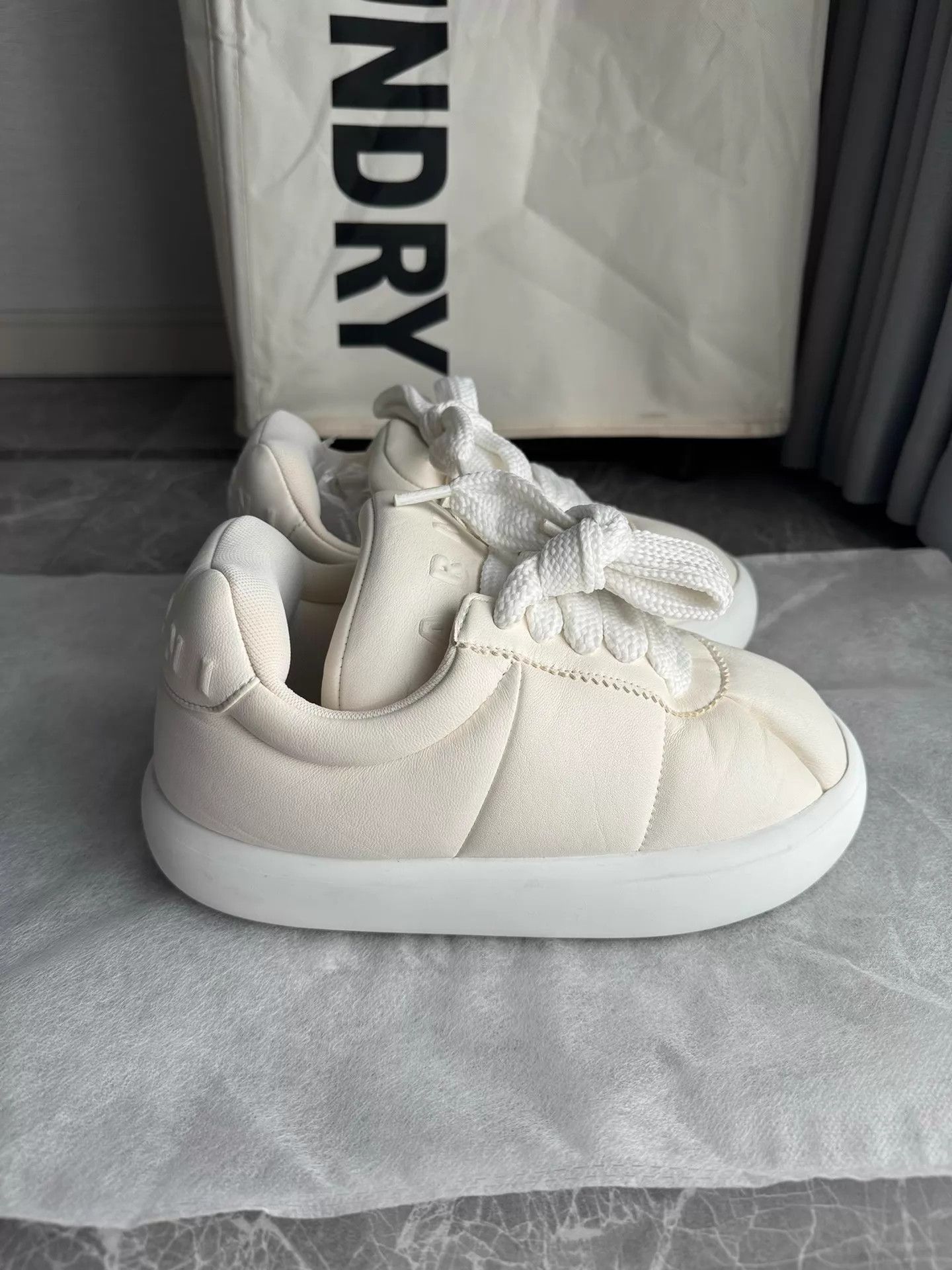 Marni Marni Bigfoot Bread Puffy White 37 Size US 6.5 / IT 36.5 - 3 Thumbnail