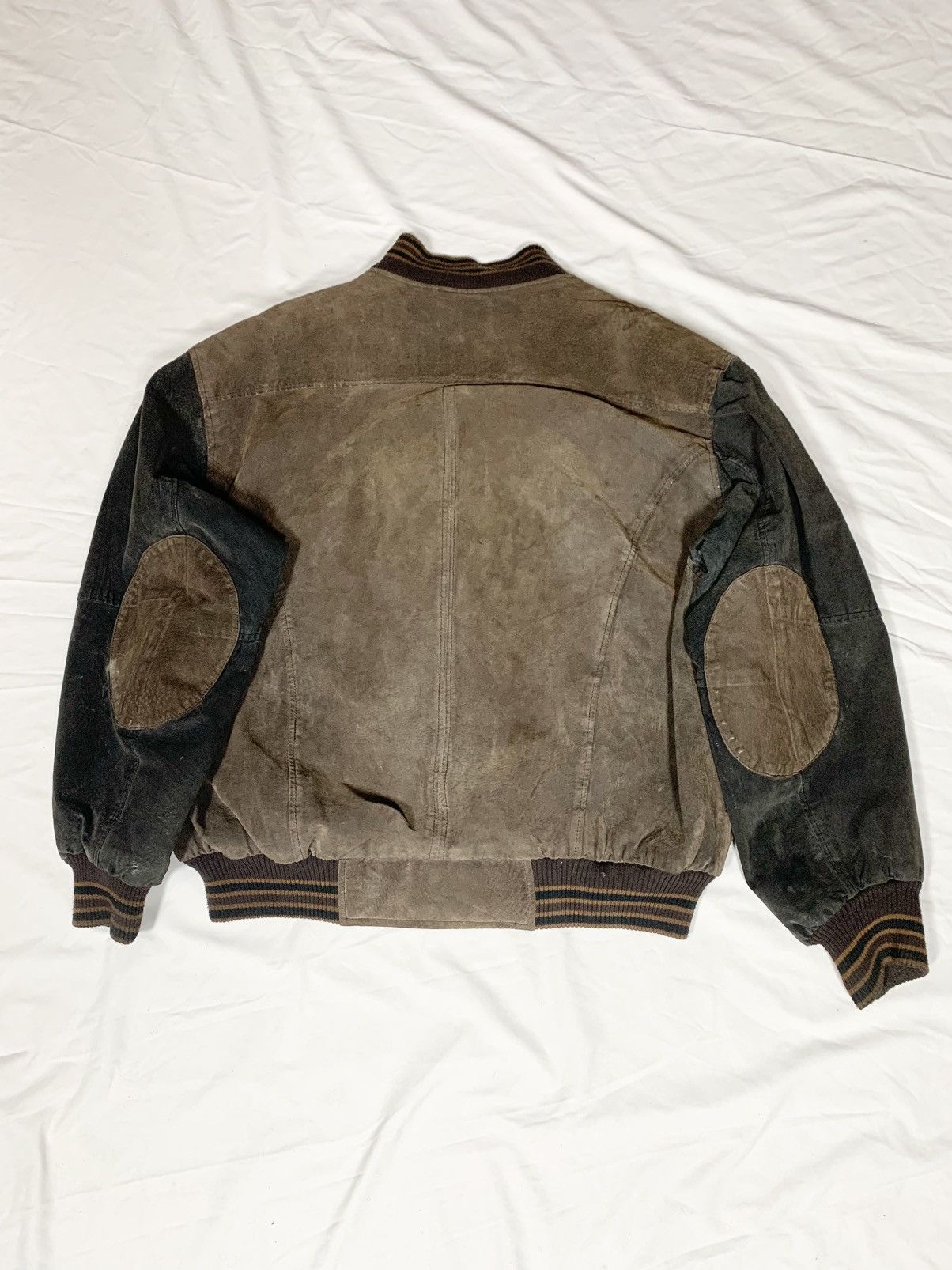 Vintage Vintage Classic 90s Varsity Jacket Leather Size US XL / EU 56 / 4 - 2 Thumbnail