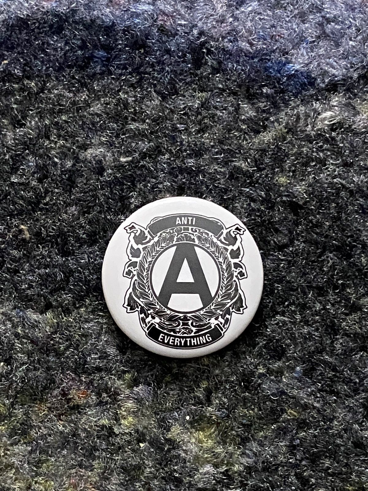 Supreme Supreme Anti Everything Pin Size ONE SIZE - 2 Thumbnail