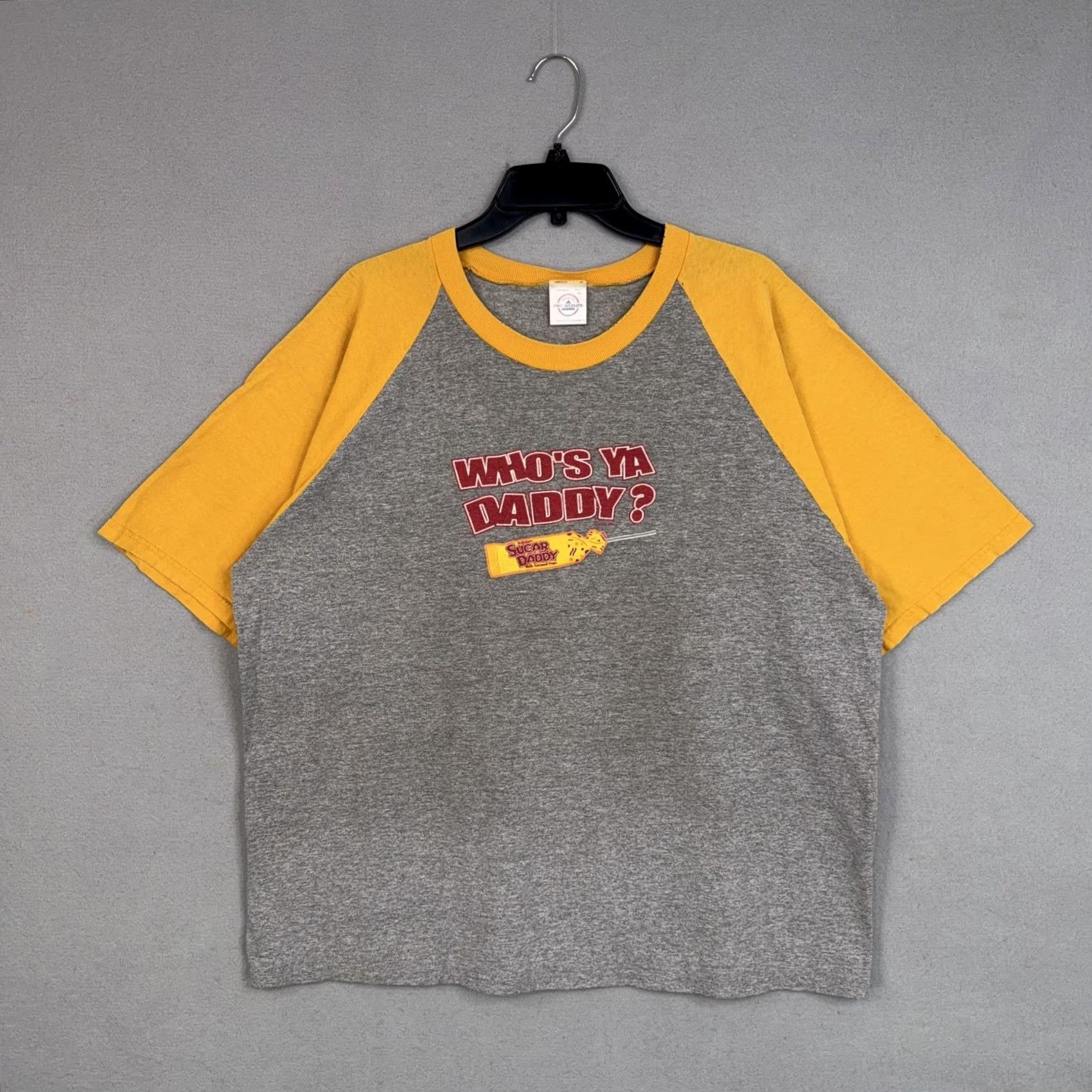 Delta VINTAGE Delta Pro Weight Sugar Daddy Shirt Mens XL Gray Yellow WHO'S YA DADDY Graphic Tee Size US XL / EU 56 / 4 - 2 Thumbnail