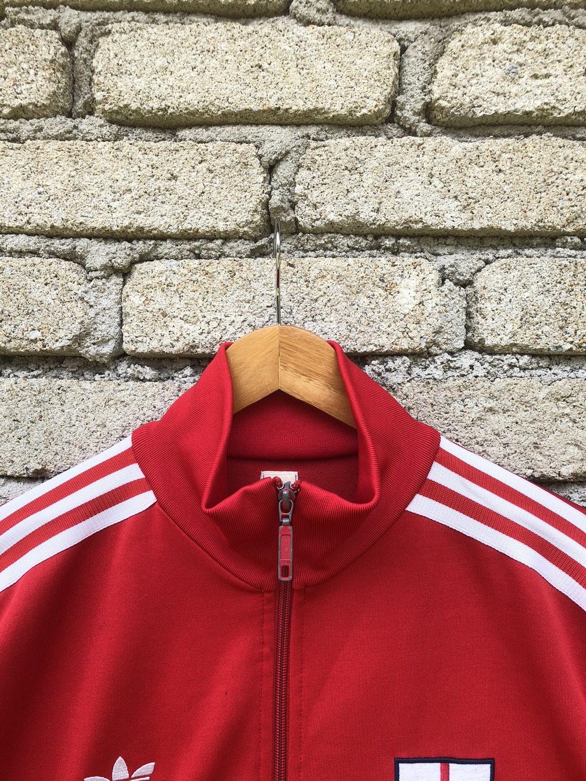 Adidas × Japanese Brand × Vintage RARE Vintage Adidas FIFA England Fullzipper Tracktop Size US L / EU 52-54 / 3 - 4 Thumbnail