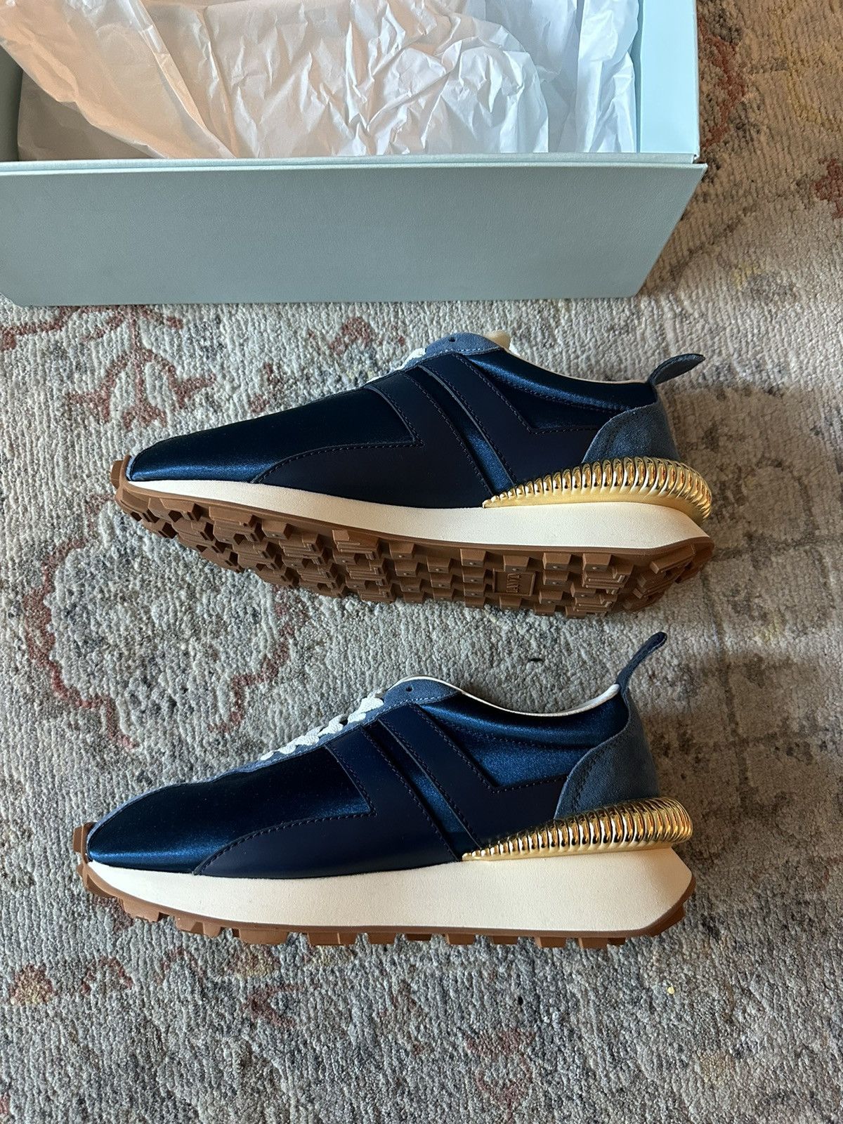 Lanvin Lanvin Bumpr sneakers with gold details. Original $950! Size US 11 / IT 41 - 9 Thumbnail