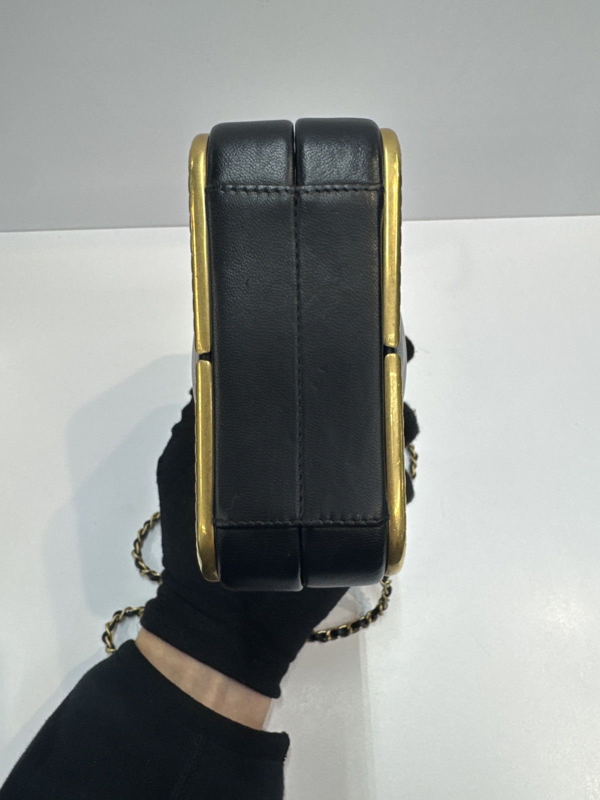 Chanel Chanel Black Lambskin Gold Metal Square CC Clutch Size ONE SIZE - 5 Thumbnail