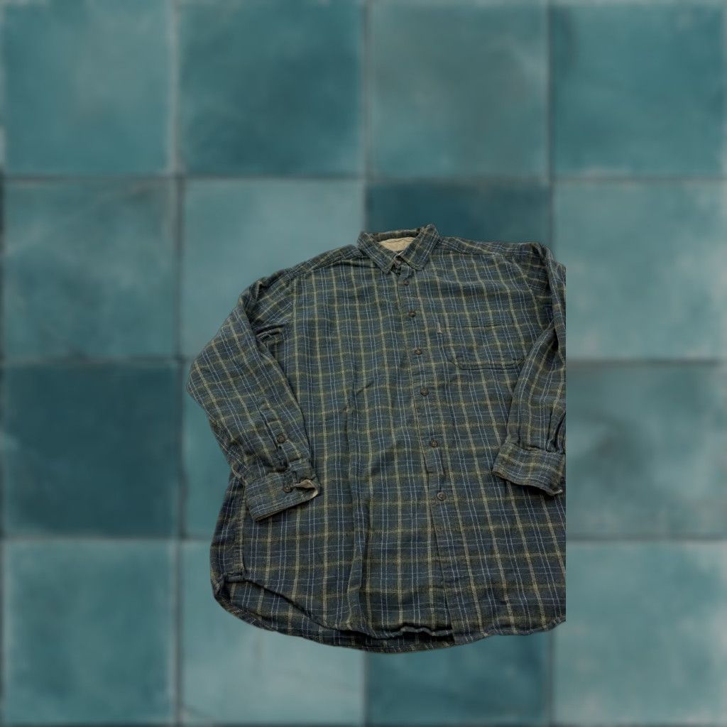 Vintage VINTAGE Woolrich Shirt Mens L Blue Plaid Flannel Button-Front Long Sleeve Casual Size US L / EU 52-54 / 3 - 1 Thumbnail