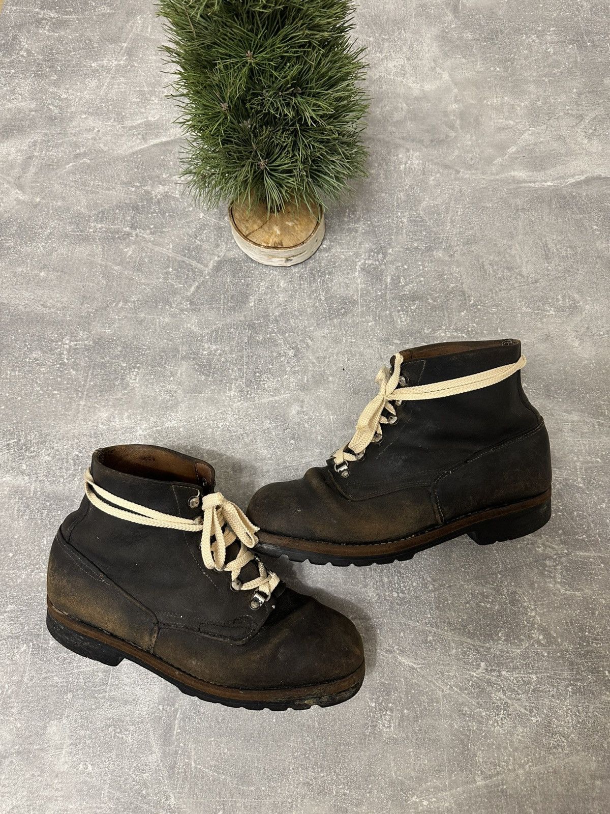 Vintage Vintage Military Brown Leather Boots Y2K style Size US 10 / EU 43 - 2 Thumbnail