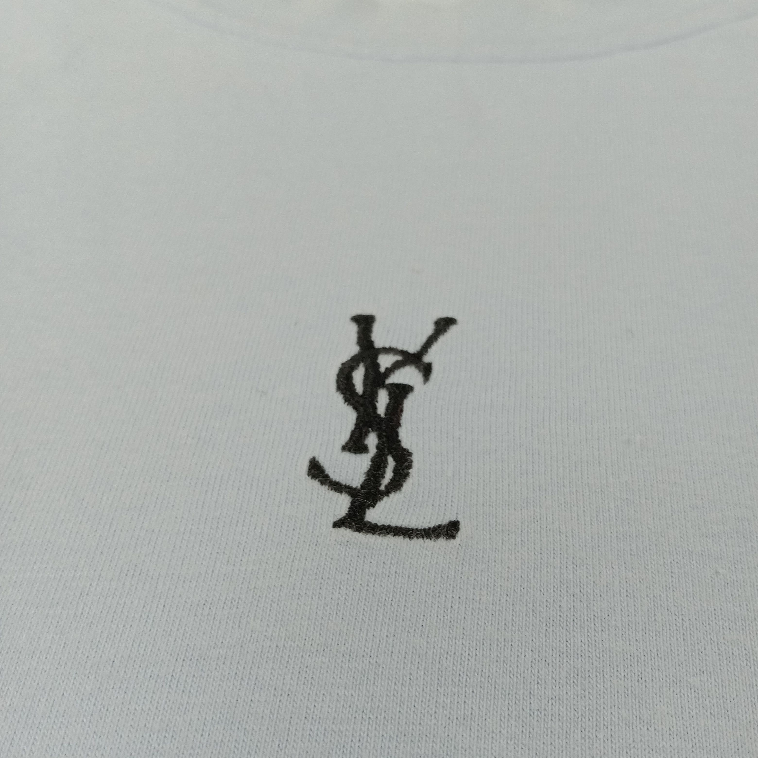 Vintage × Yves Saint Laurent Yves Saint Laurent Italian Brand Center Logo Tshirt Size US M / EU 48-50 / 2 - 3 Thumbnail
