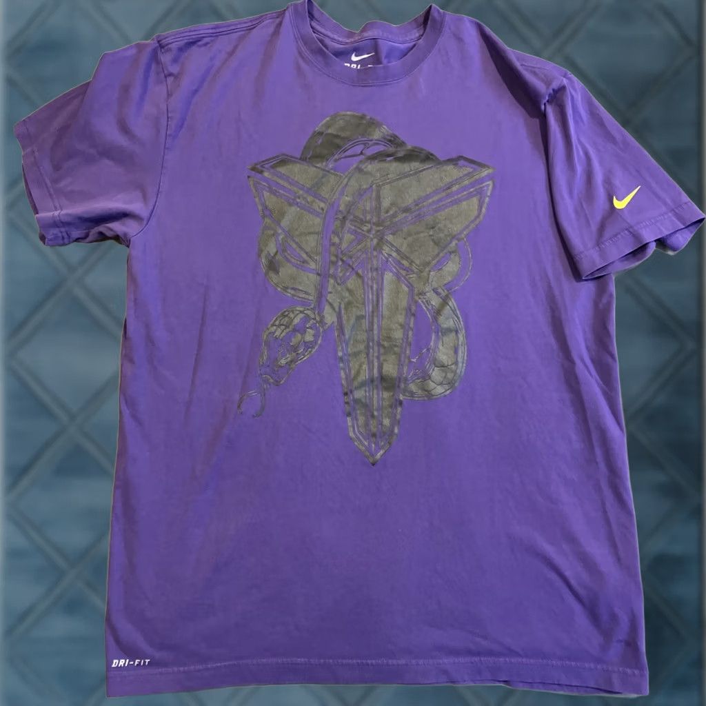 Nike Nike Kobe Bryant Black Mamba Snake Logo T Shirt Men Large Size US L / EU 52-54 / 3 - 1 Thumbnail