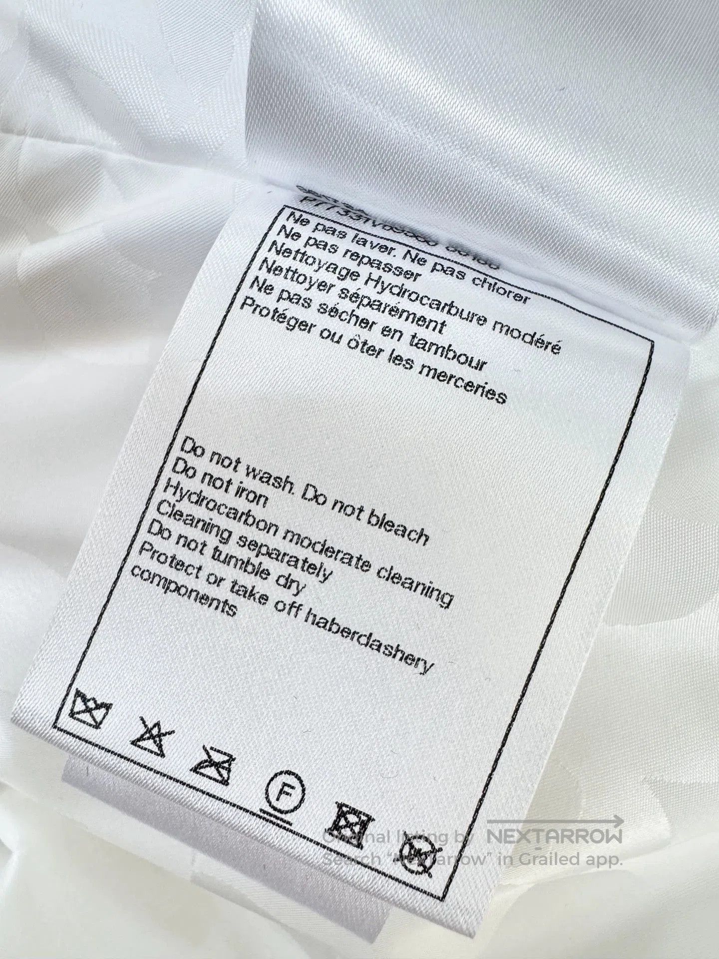 Chanel Chanel White Lace Trimmed Down Jacket. Size US S / EU 44-46 / 1 - 6 Thumbnail