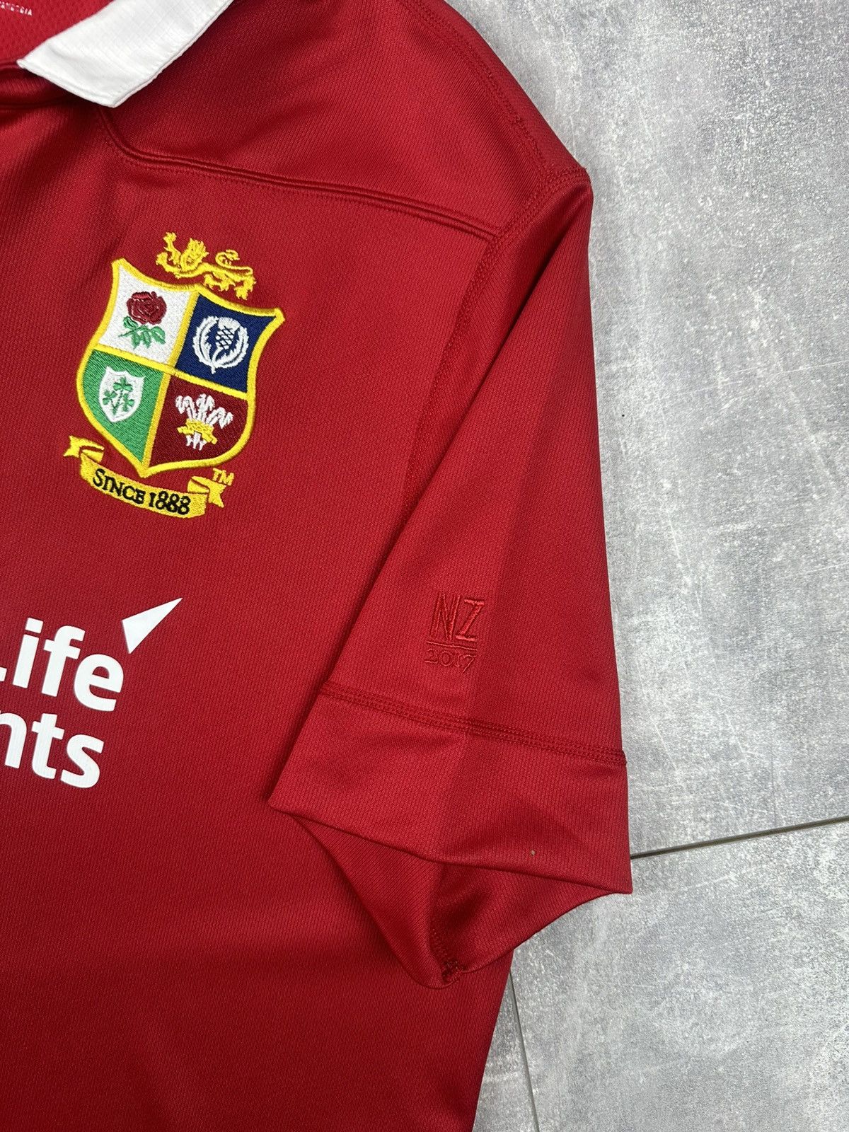 Canterbury of New Zealand Canterbury British 2017 British Irish Lions Home Jersey Size US XL / EU 56 / 4 - 7 Thumbnail