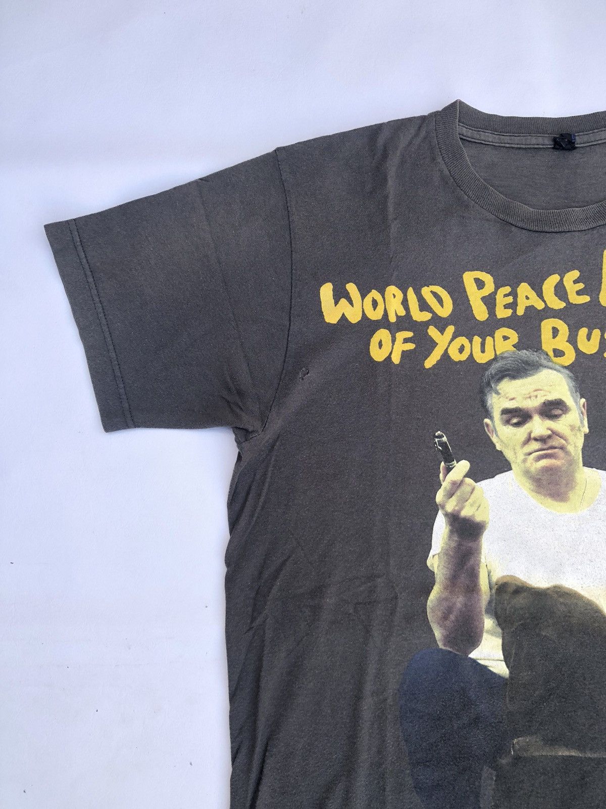 Band Tees 00s Morrissey Perfect Fading World Peace Is None Of Your Size US M / EU 48-50 / 2 - 3 Thumbnail