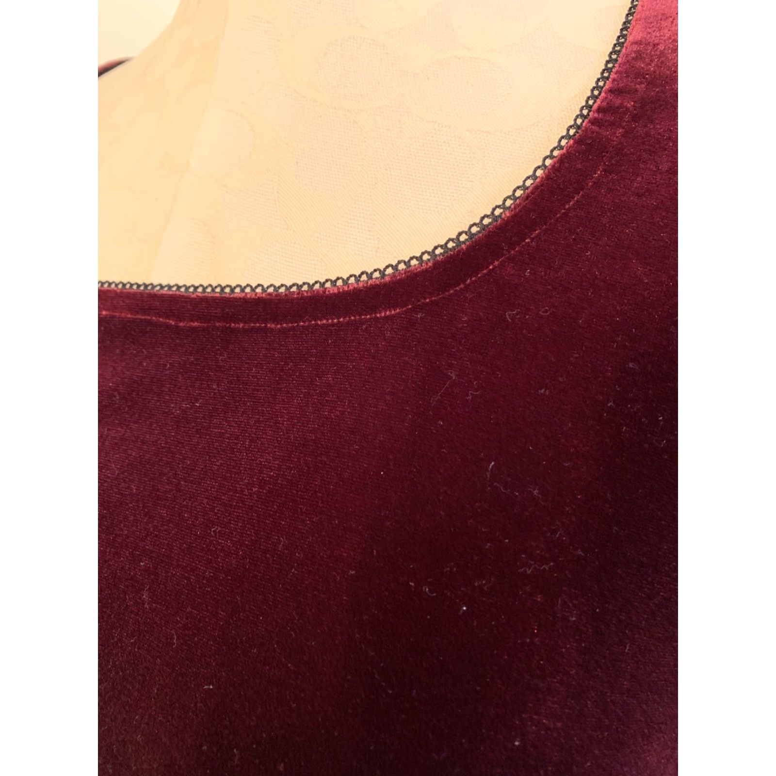 Vintage VINTAGE Large Motherhood Maternity Burgundy Velour Dress Empire Waist Scoop Neck Size L / US 10 / IT 46 - 3 Thumbnail