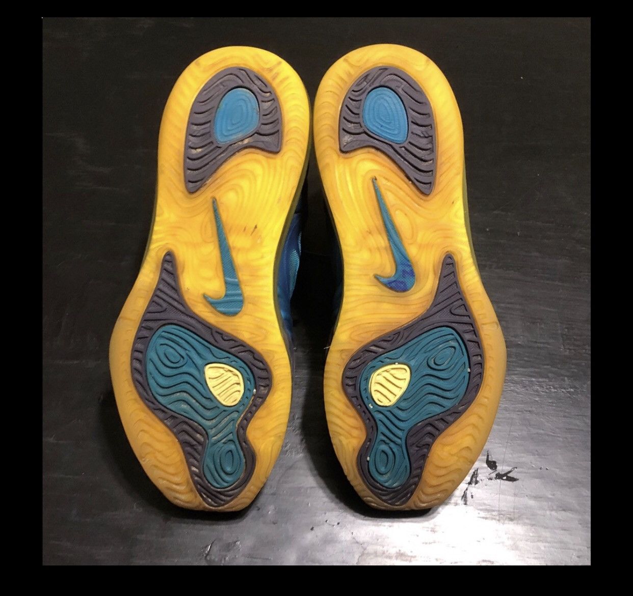 Nike NIKE HYPERPOSITE TEAL BLUE AND YELLOW HIGH TOPS MENS 9.5 Size US 9.5 / EU 42-43 - 5 Thumbnail