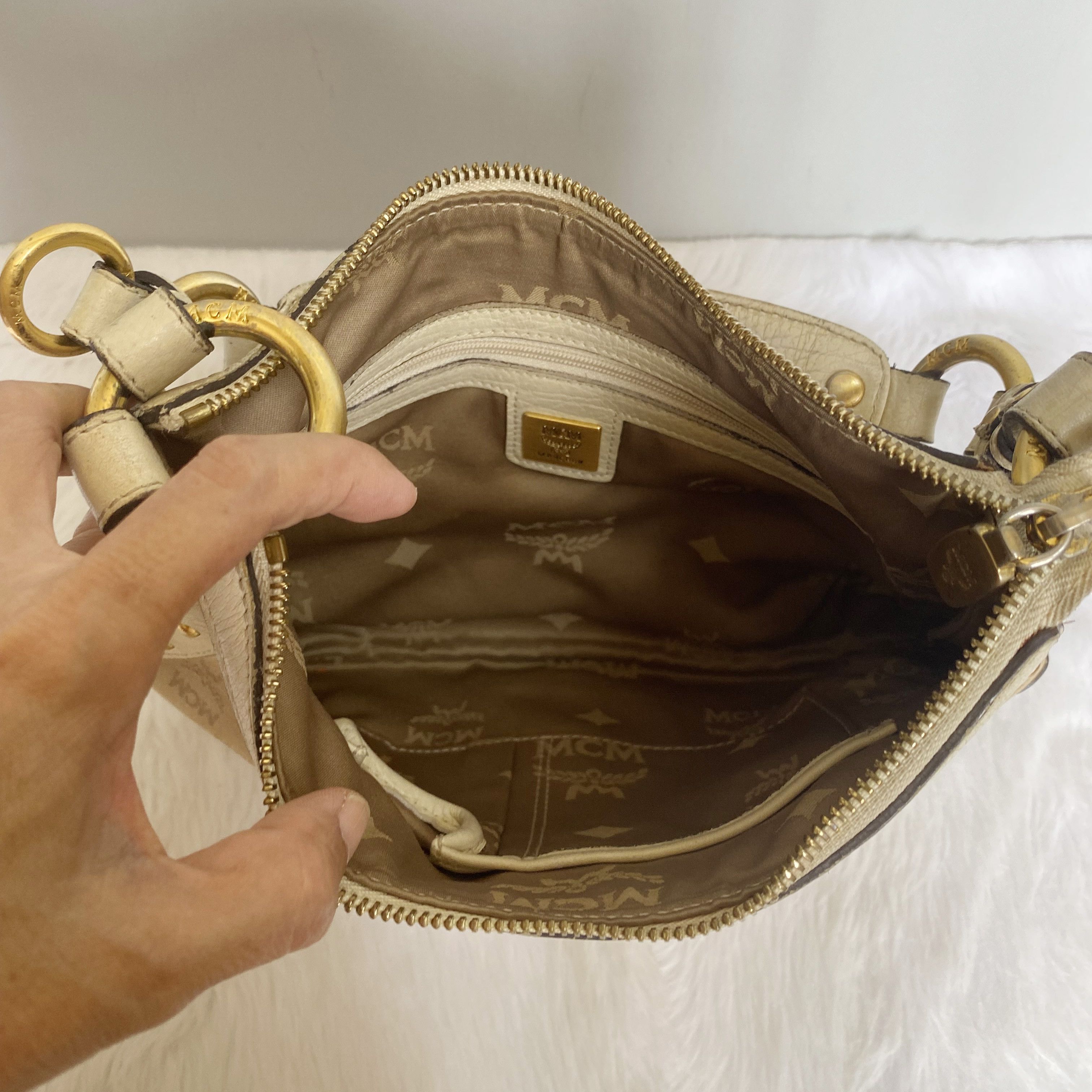MCM Vintage Brown Monogrammed Canvas Leather Hobo Shoulder Bag Size ONE SIZE - 13 Thumbnail
