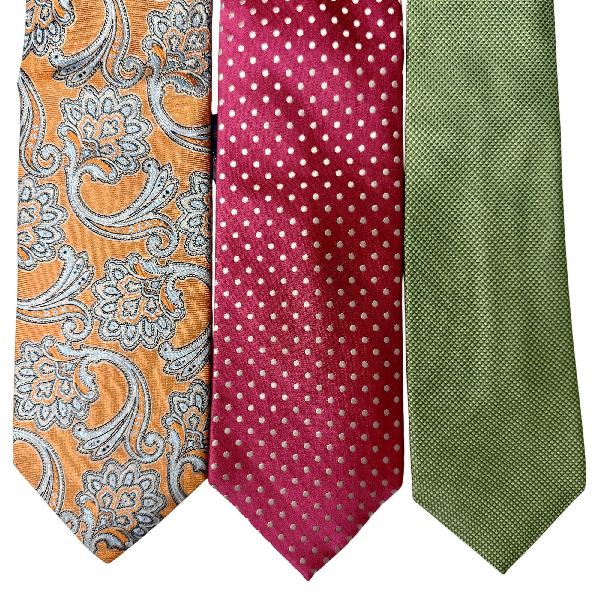 Banana Republic 3 pc Designer Spring POLKA DOT PAISLEY Silk Necktie Lot Size ONE SIZE - 1 Thumbnail