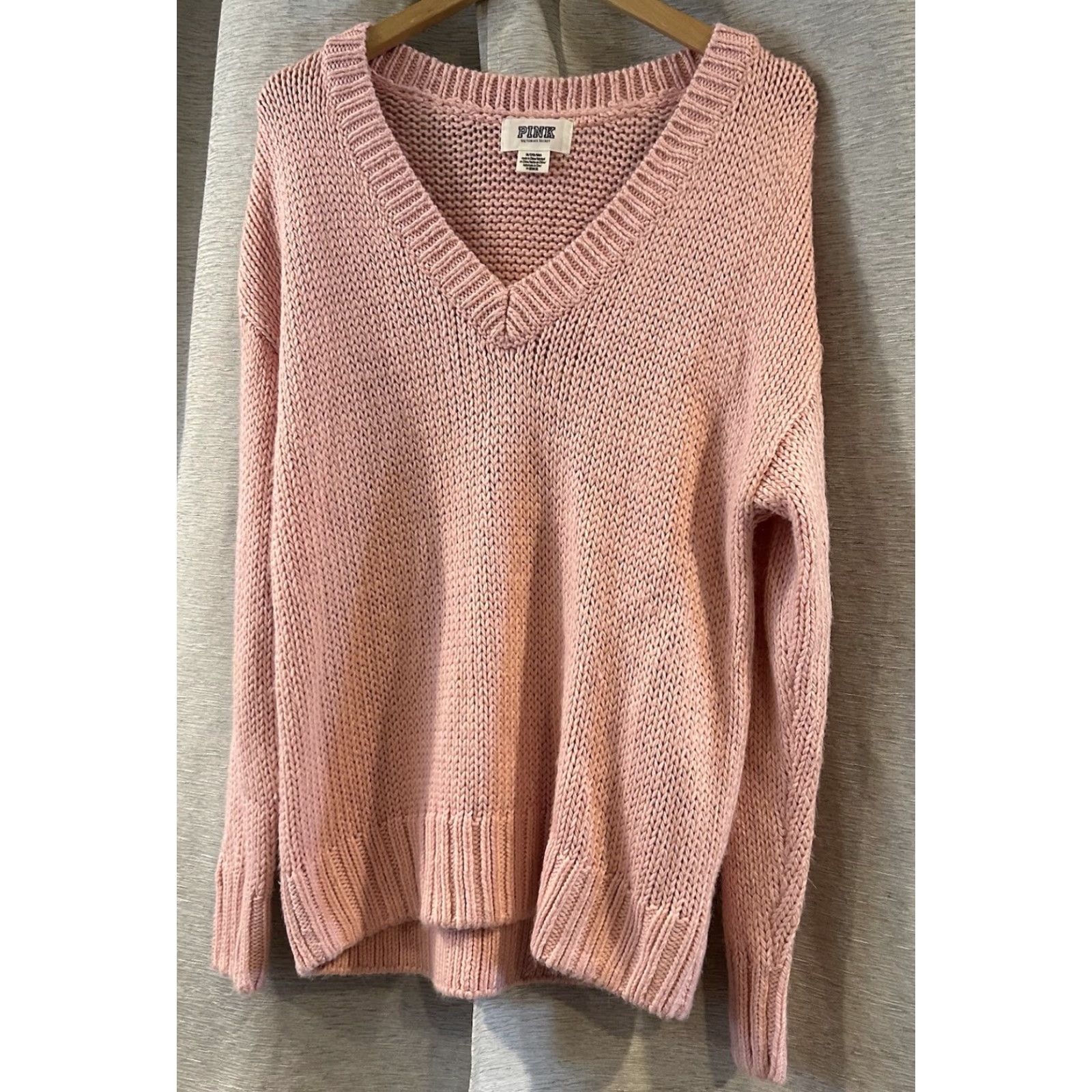 Victoria's Secret VINTAGE? No. (Ignore) Size M / US 6-8 / IT 42-44 - 2 Thumbnail
