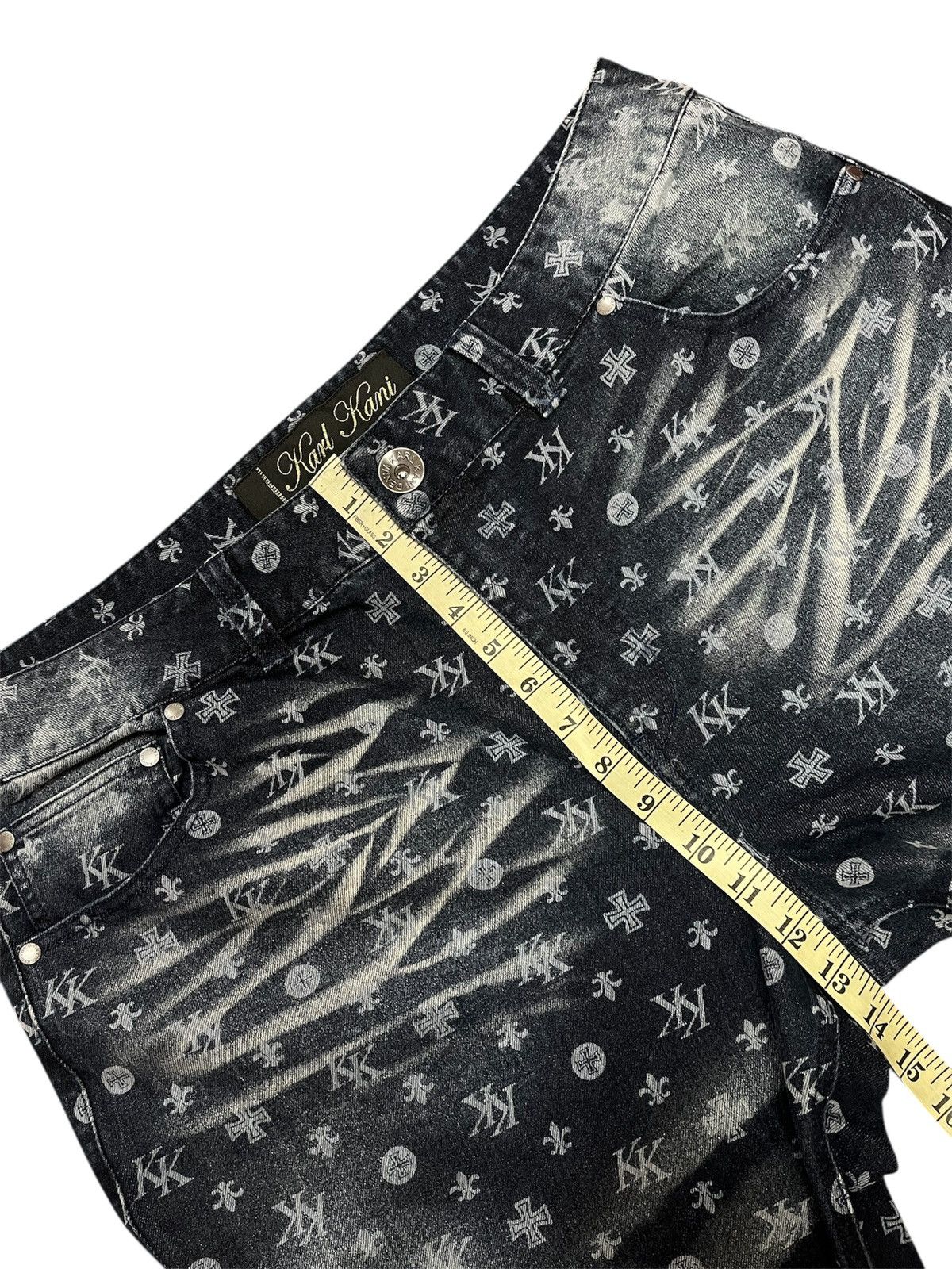 Karl Kani KARL KANI STRECTH MONOGRAM DENIM PANTS Size US 40 / EU 56 - 14 Thumbnail