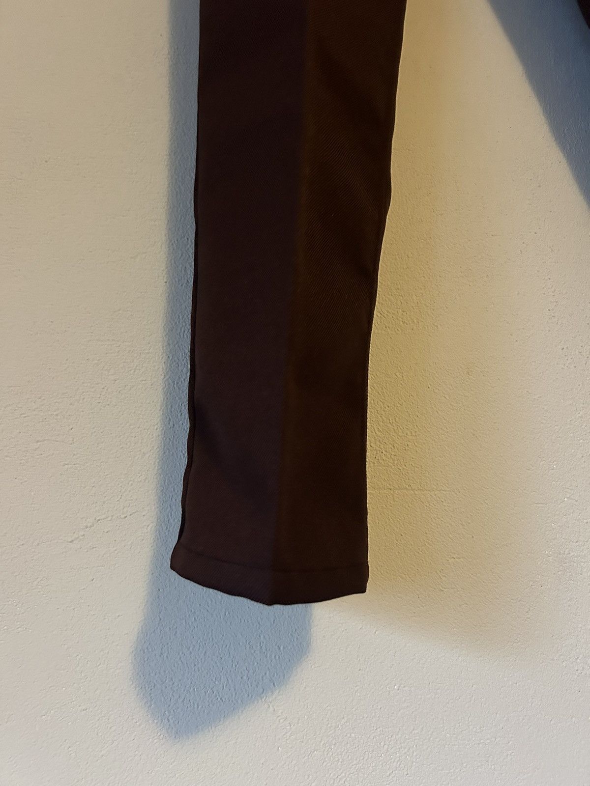 Prada Prada Logo Slim-Fit Trousers in Burgundy Size US 34 / EU 50 - 7 Thumbnail