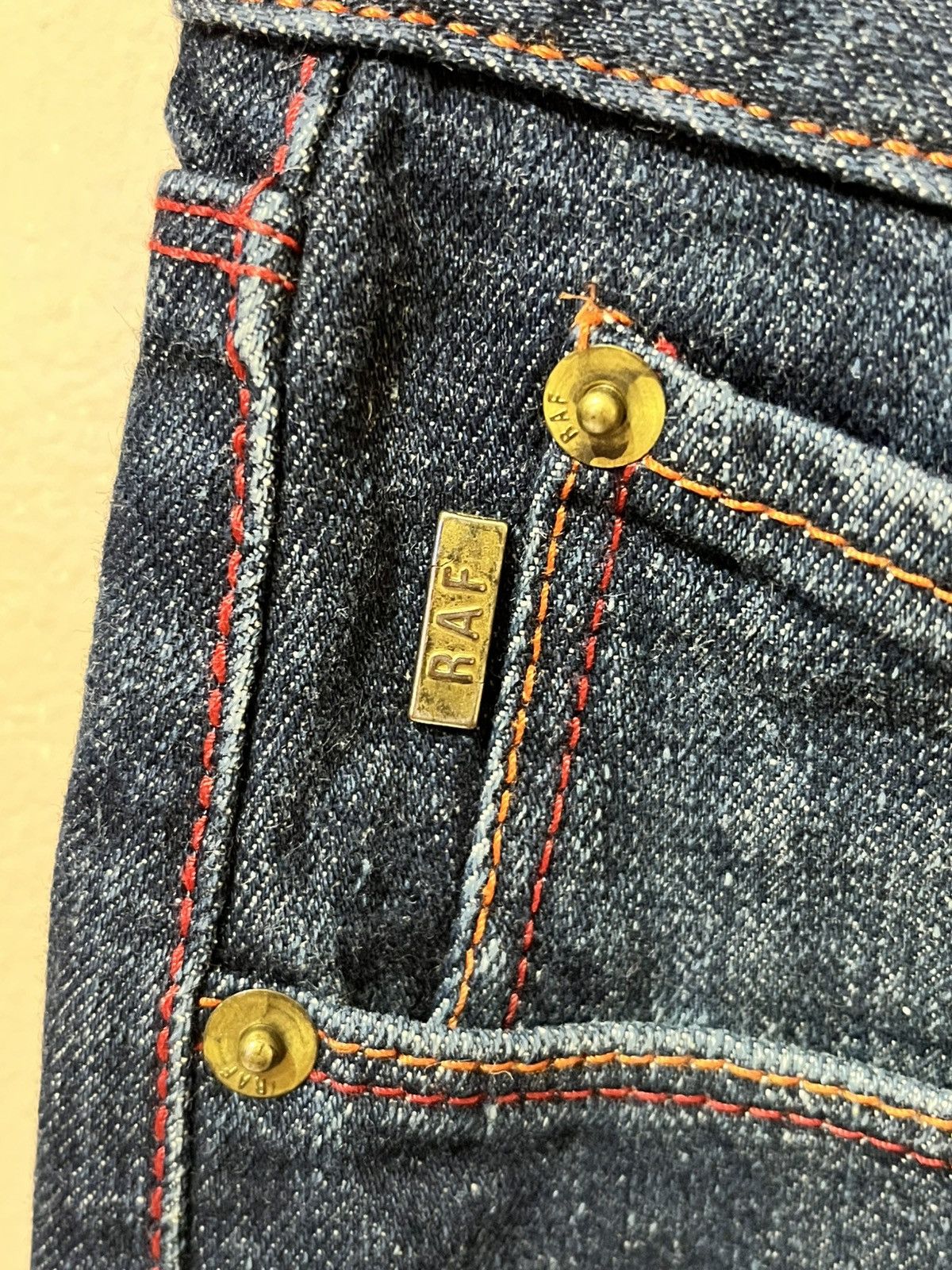 Raf by Raf Simons Raf By Raf Simons - Yellow Patent Back Pockets - Jeans Size US 30 / EU 46 - 7 Thumbnail