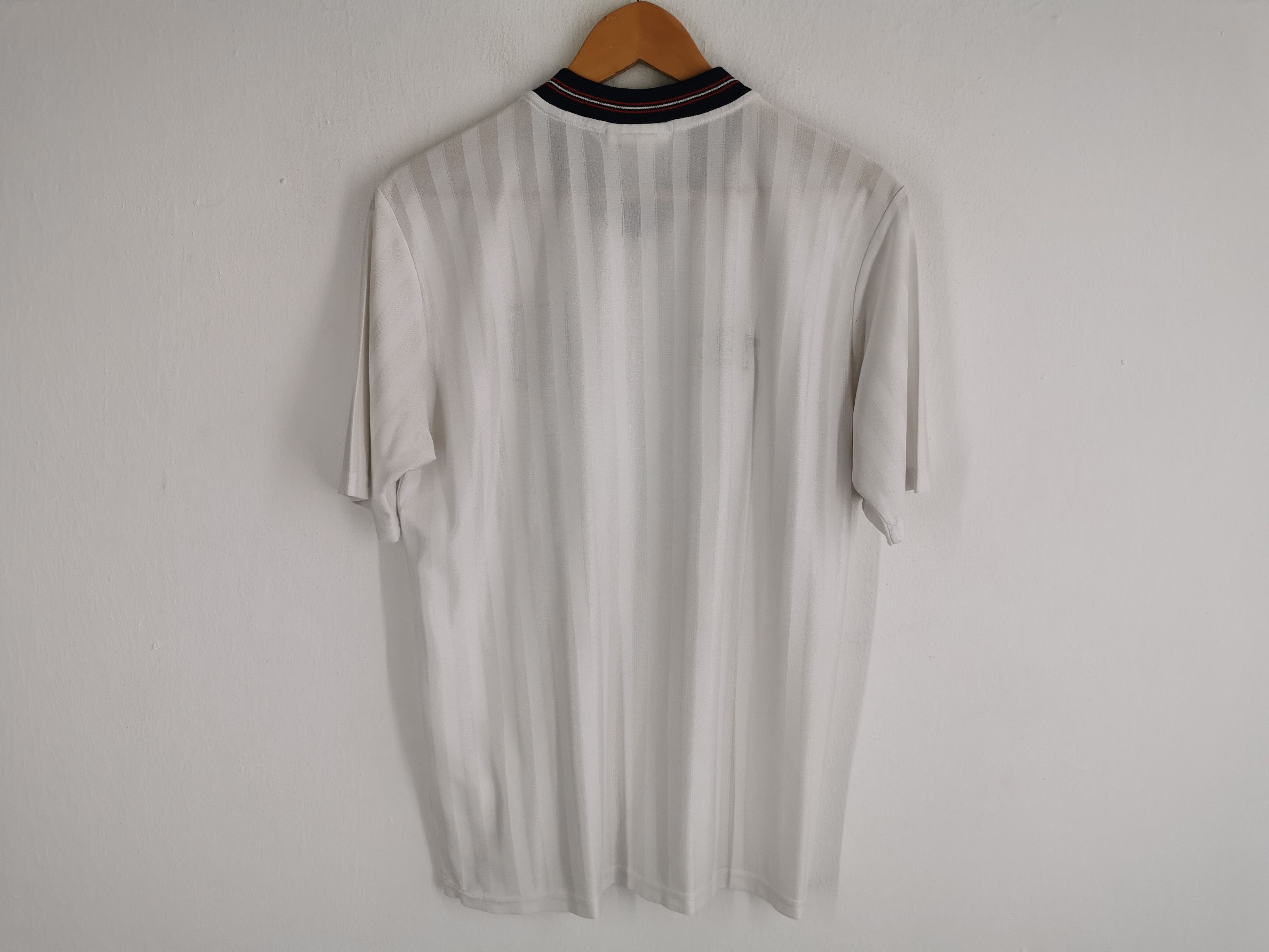 Umbro Vintage 80's Umbro England Team Jersey Shirt Size M Size US M / EU 48-50 / 2 - 3 Thumbnail