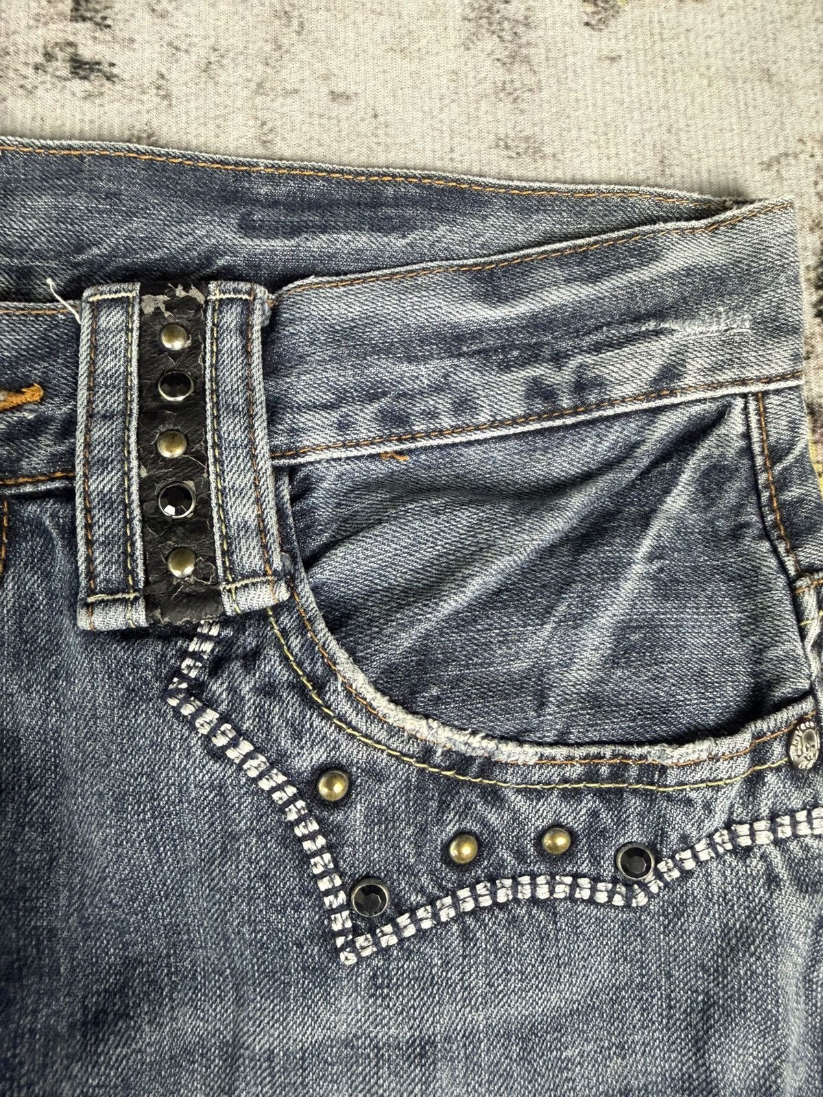 semanticdesign Rare 90s Oririn Studded Flared Mudwash Jeans Size US 31 - 5 Thumbnail