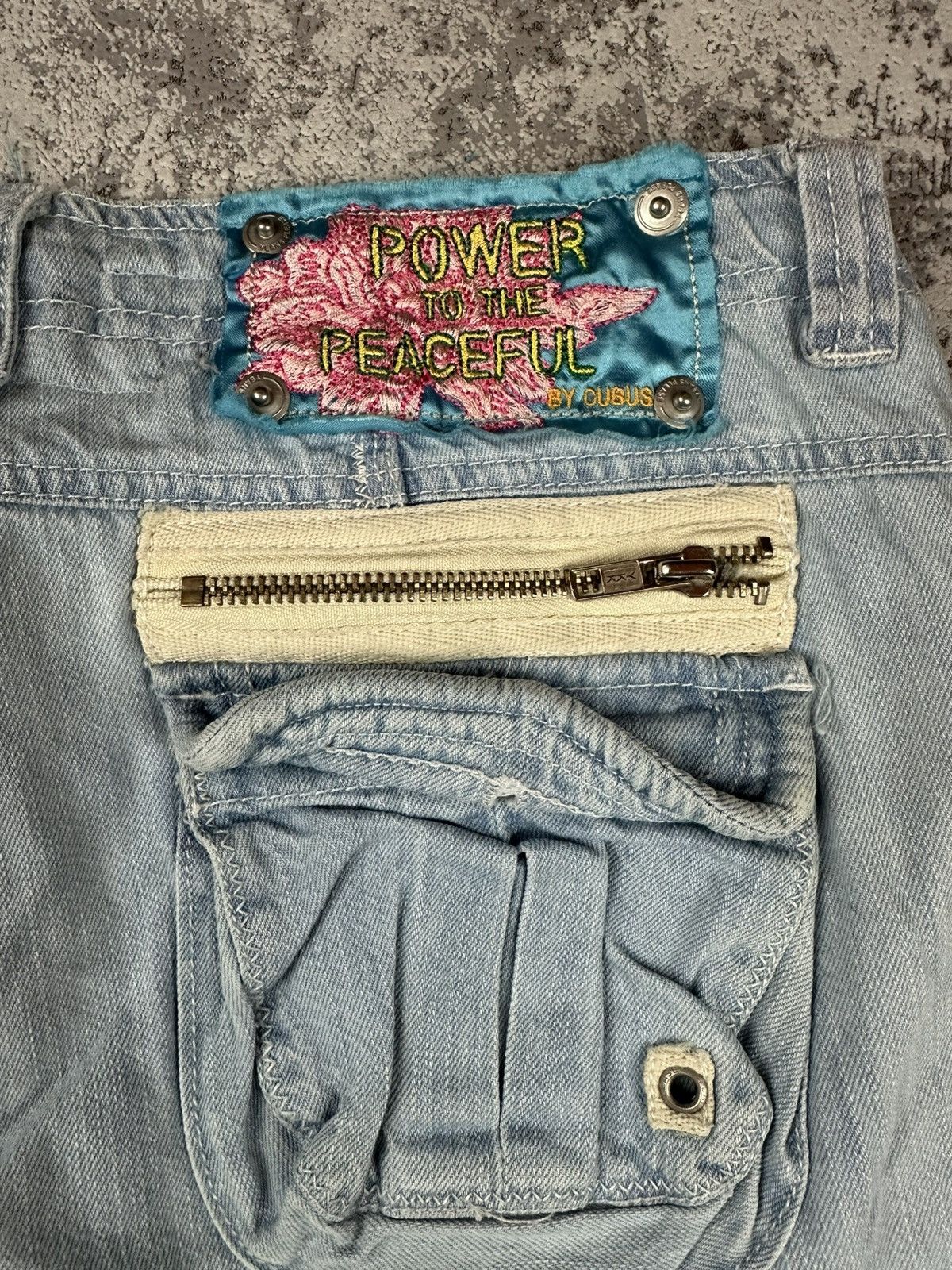 Vintage Cubus Summer Y2K Light Wash Cargo Shorts Size 25" / US 0 / IT 36 - 11 Thumbnail