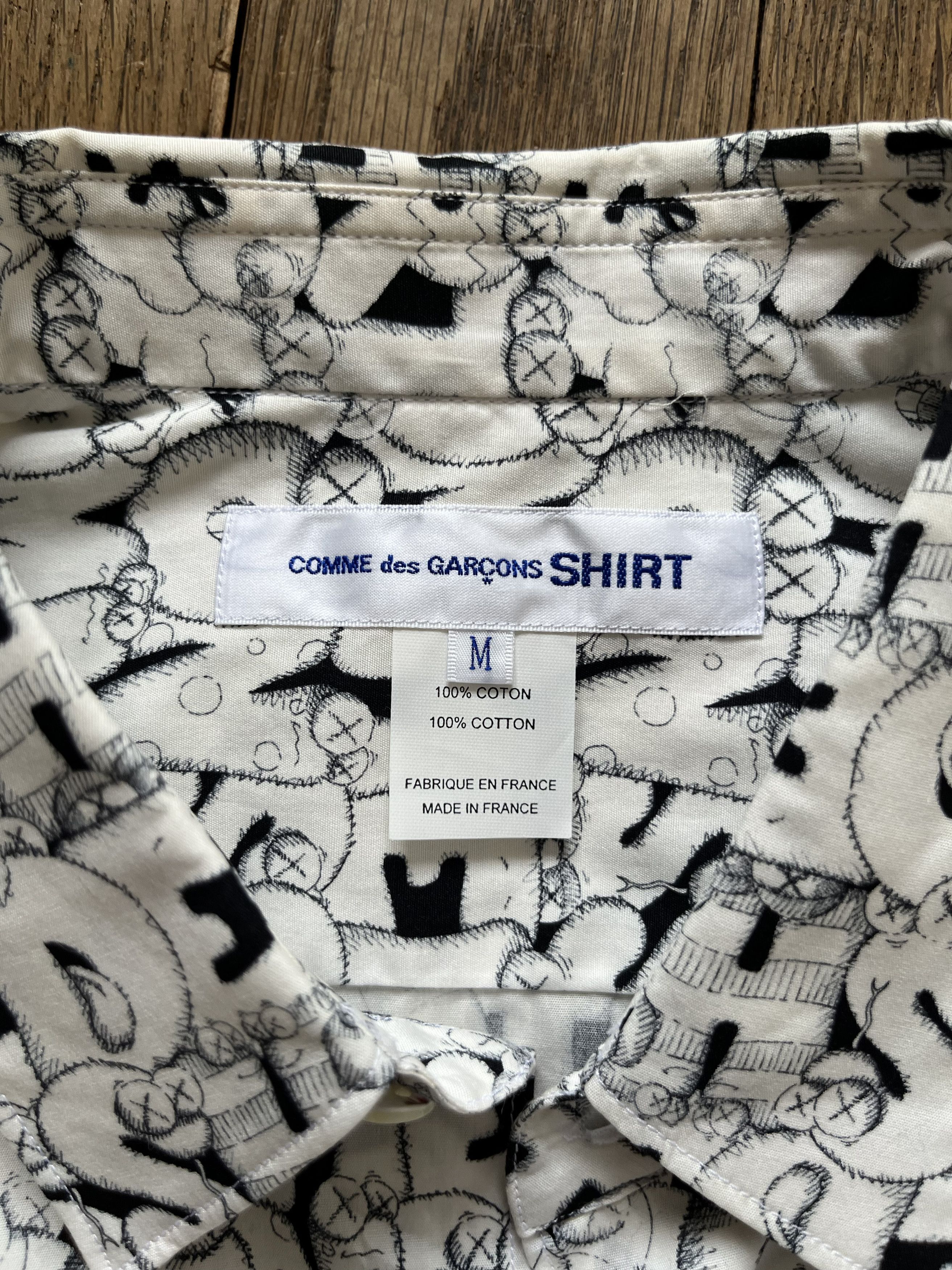 Comme des Garcons SHIRT × Kaws Comme des Garcons SHIRT x KAWS button shirt Size US M / EU 48-50 / 2 - 3 Thumbnail