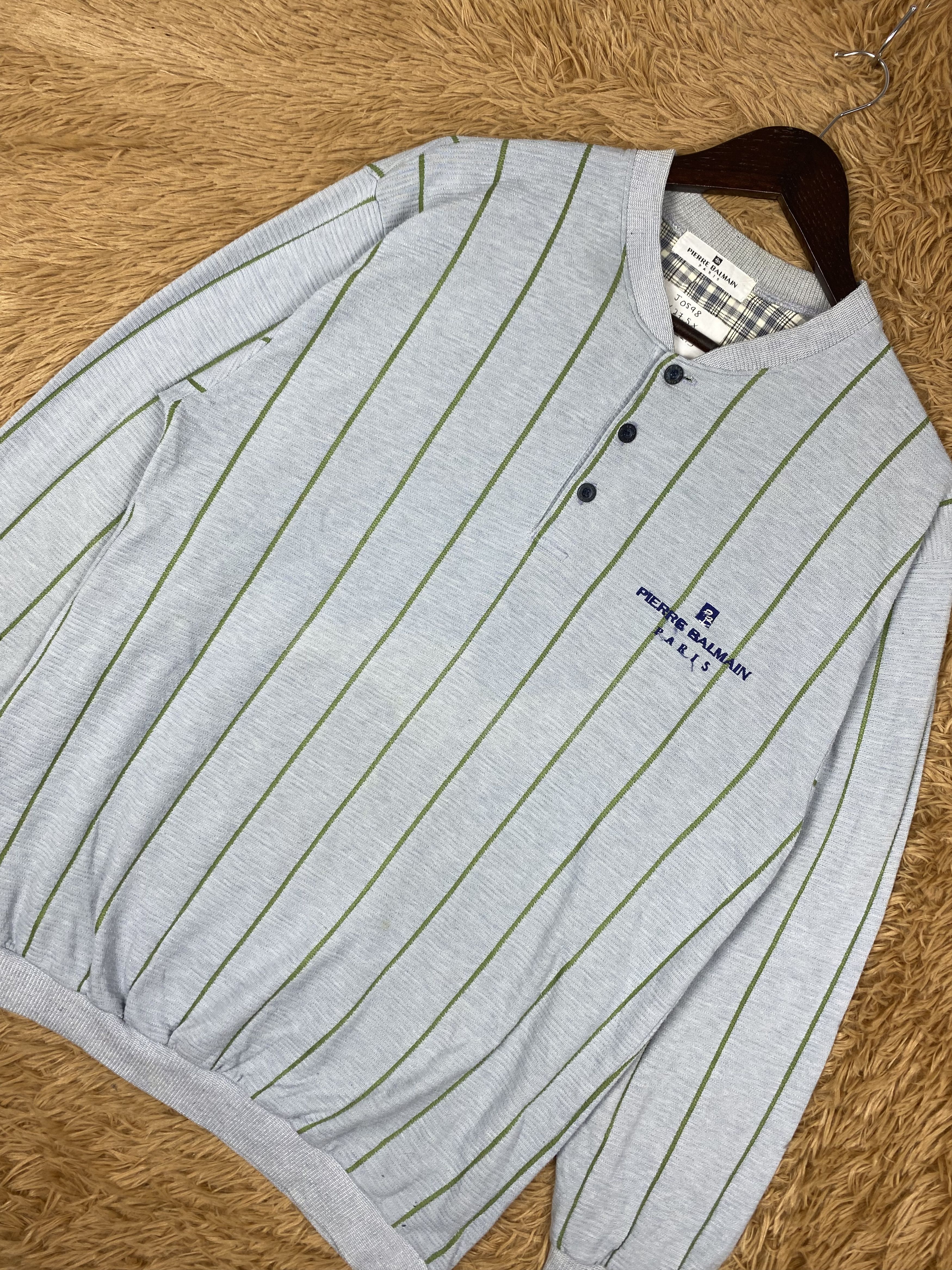 Pierre Balmain Vintage Pierre Balmain Half Button Sweatshirts DJ0598 Size US S / EU 44-46 / 1 - 2 Thumbnail
