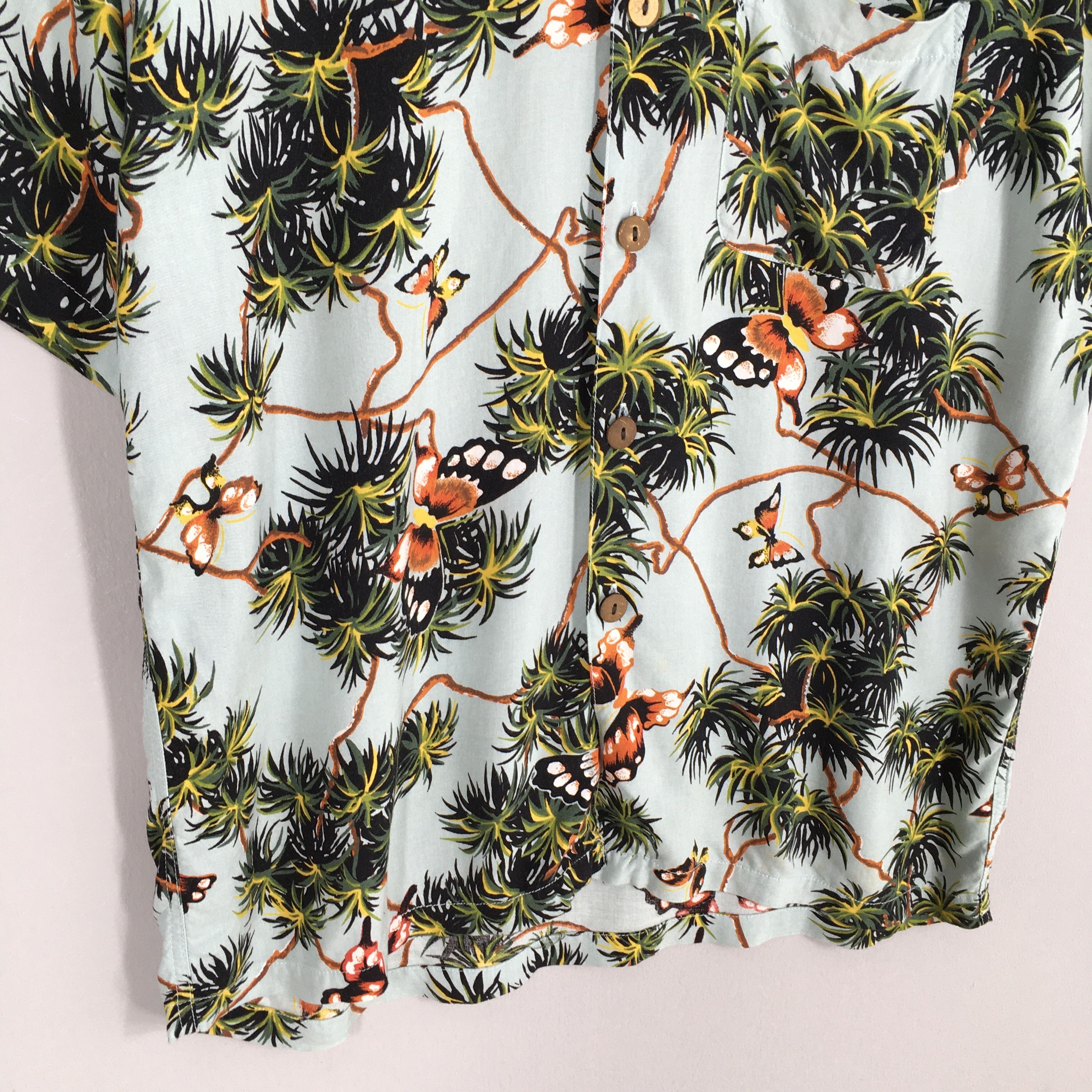 Vintage Vintage 90s Kalaupapa Hawaiian Tropical Butterflies Shirt Size US M / EU 48-50 / 2 - 4 Thumbnail