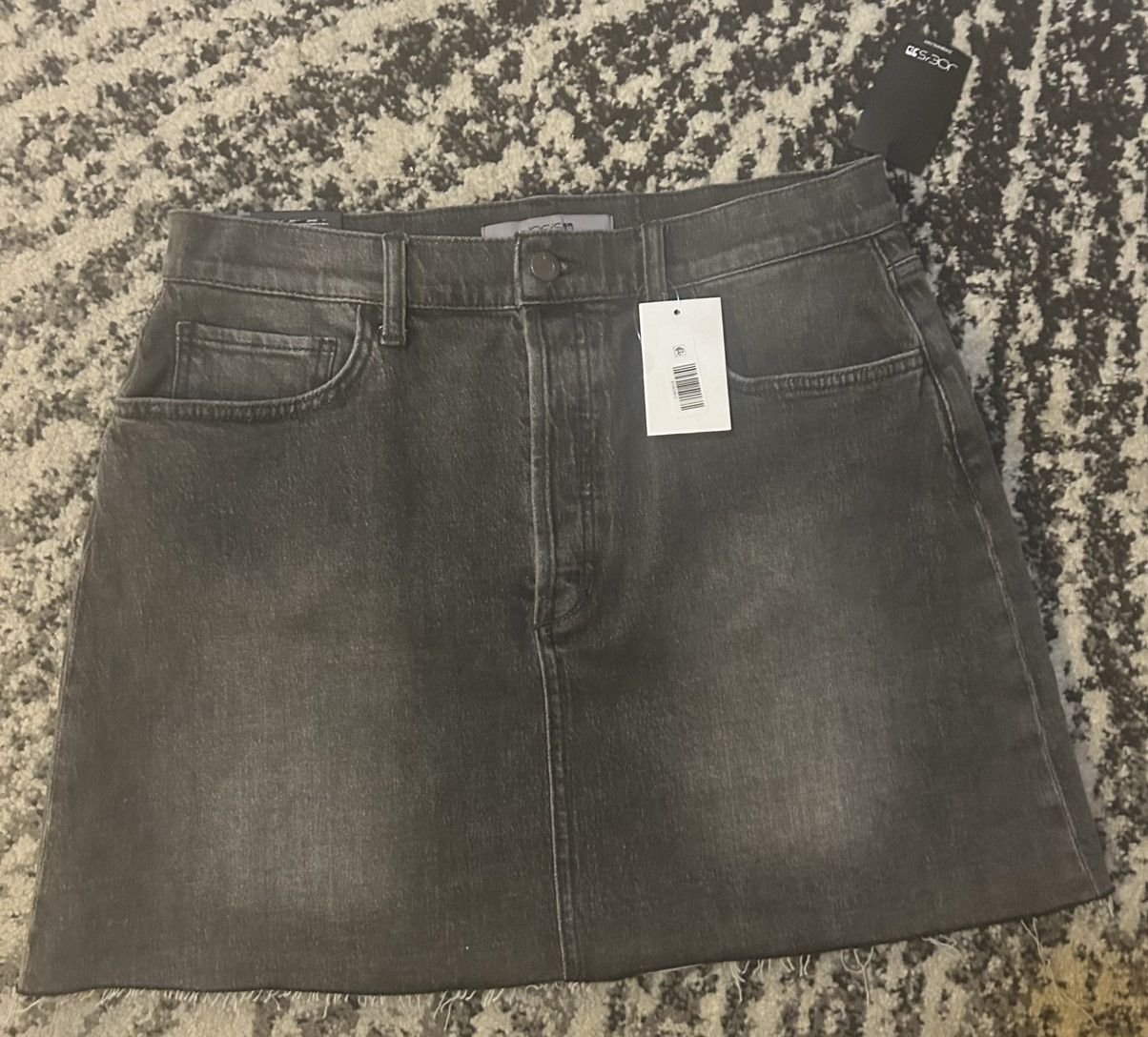 Joe's JOE'S JEANS Anastasia Faded Straight Mini Denim Skirt Size 31" - 3 Thumbnail