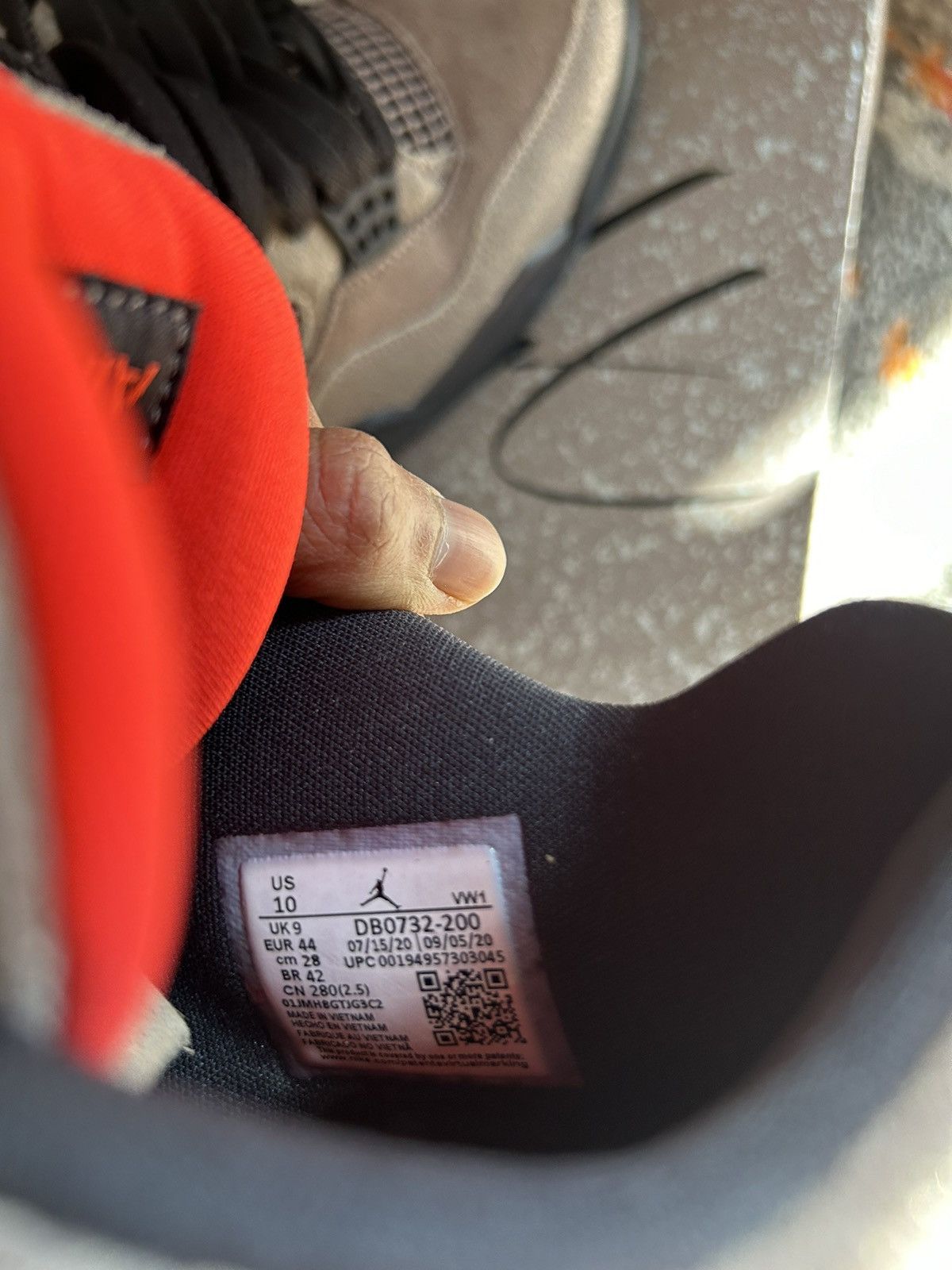 Jordan Brand Jordan 4 Taupe Haze Size US 10 / EU 43 - 7 Thumbnail