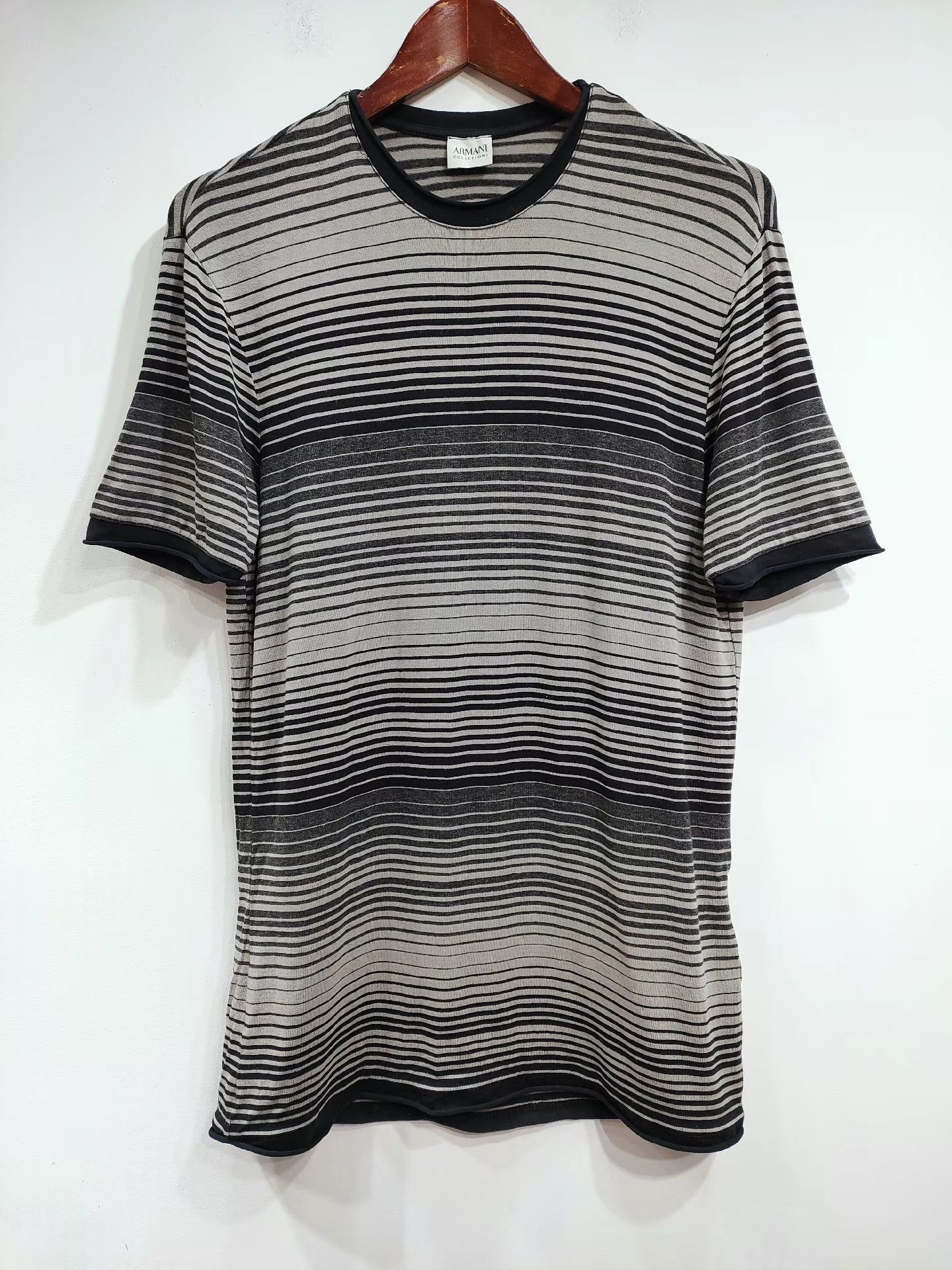 Armani Armani Collection High-end Short Sleeve T-shirt K29 Size US M / EU 48-50 / 2 - 1 Thumbnail
