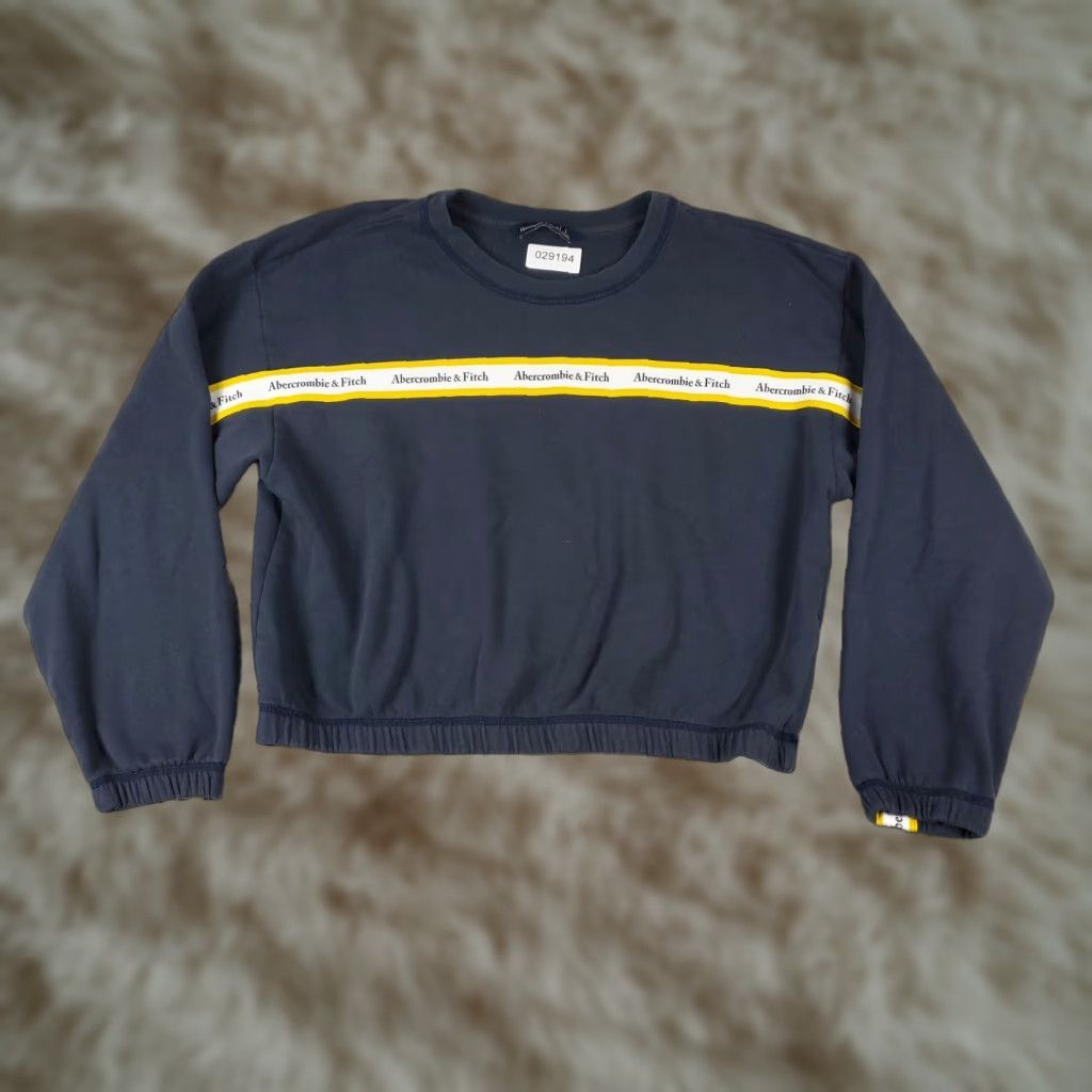 Abercrombie & Fitch Abercrombie & Fitch Women's Large Blue Pullover Sweatshirt - Long Sleeve Crew Neck Activewear Size L / US 10 / IT 46 - 1 Thumbnail