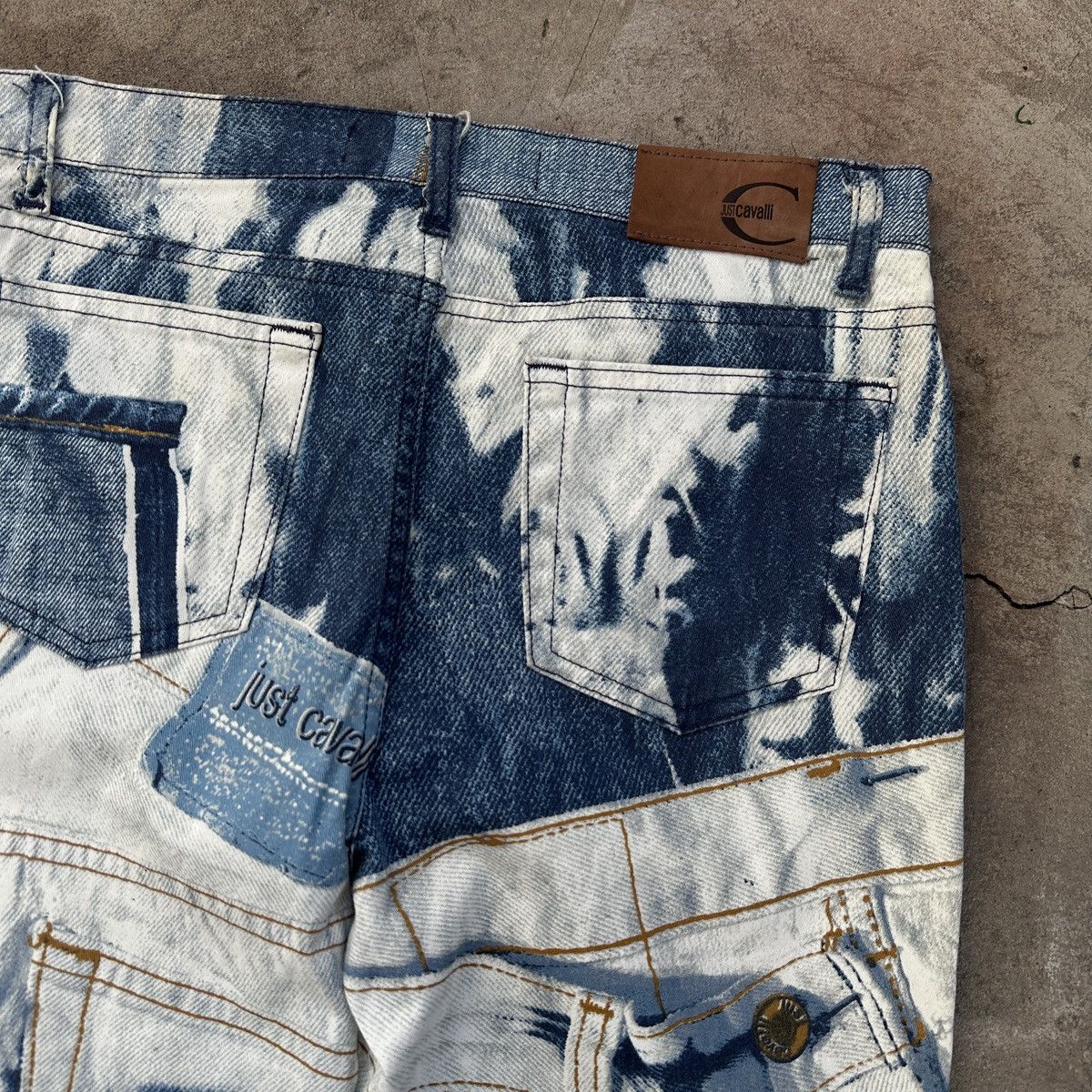 Just Cavalli Vintgae 2001 Just Cavalli Printed Denim Pants Size 26" / US 2 / IT 38 - 10 Thumbnail