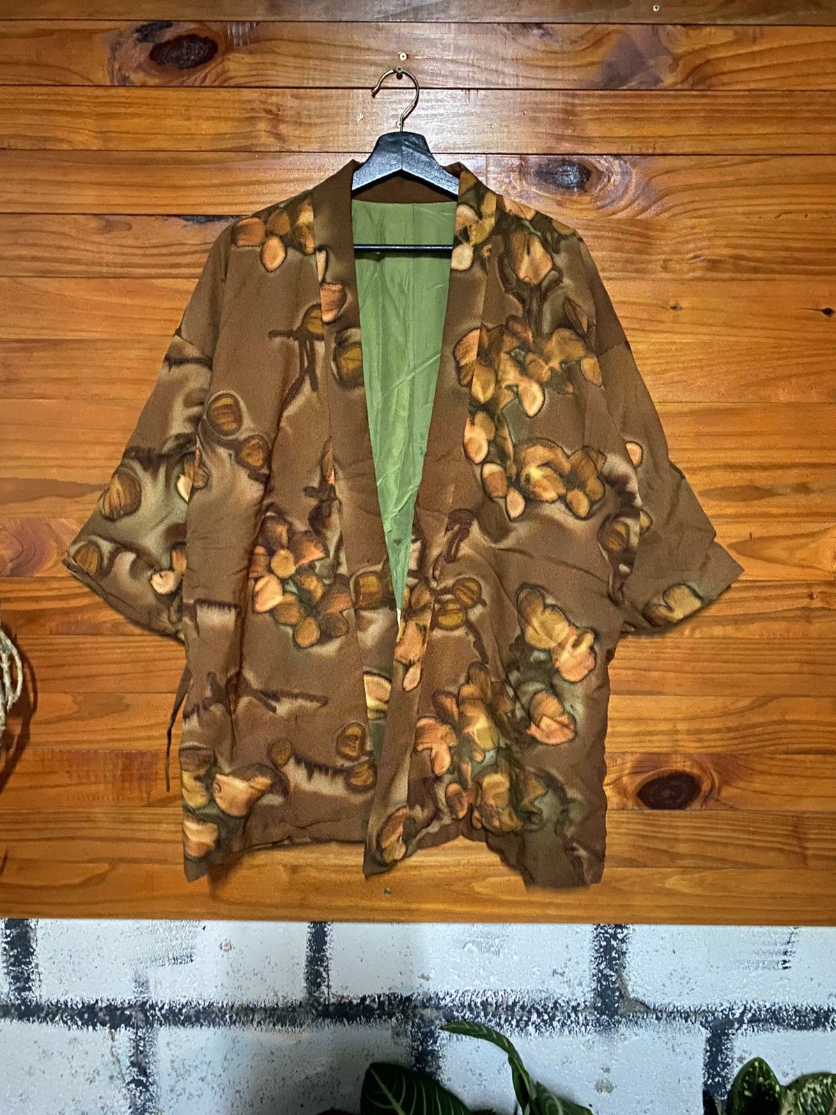 Japanese Brand Vintage Floral Kimono Jacket | Brown Japanese-Inspired Haori Size US M / EU 48-50 / 2 - 3 Thumbnail
