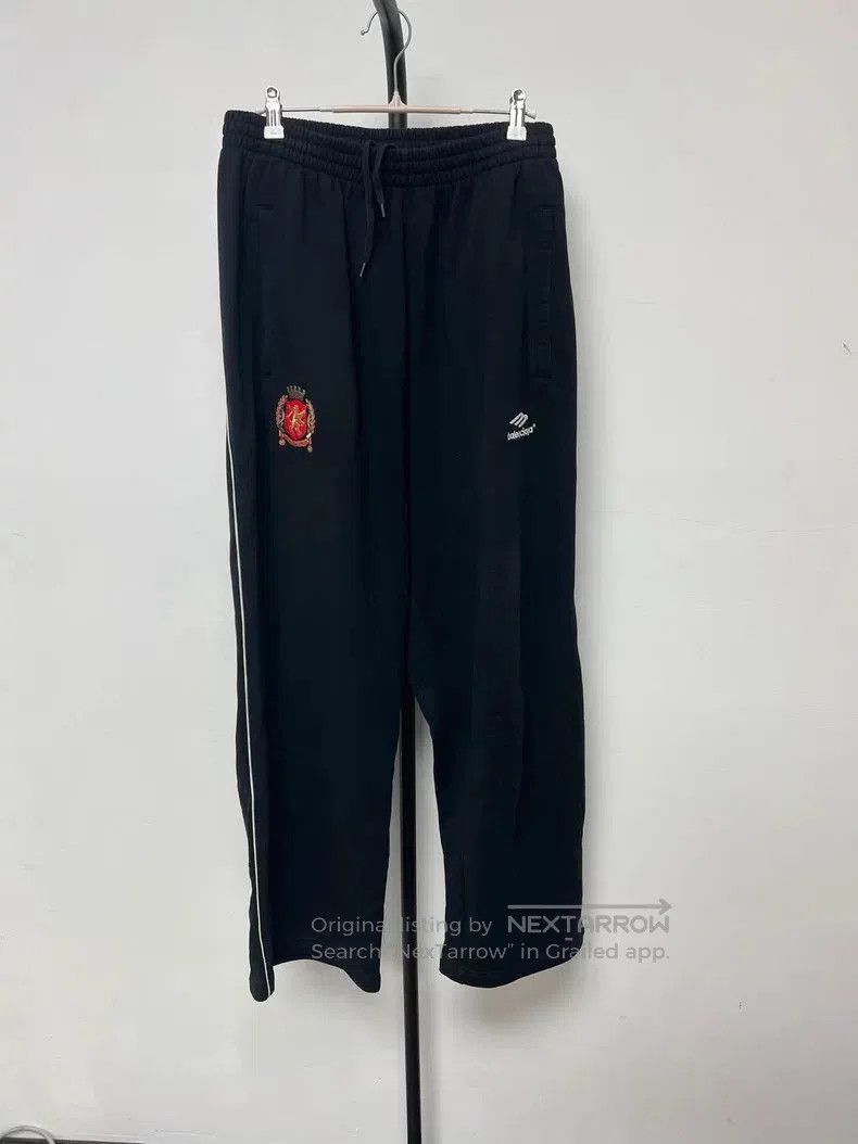 Balenciaga Balenciaga Manchester United Football Pants. Size US 26 / EU 42 - 1 Thumbnail