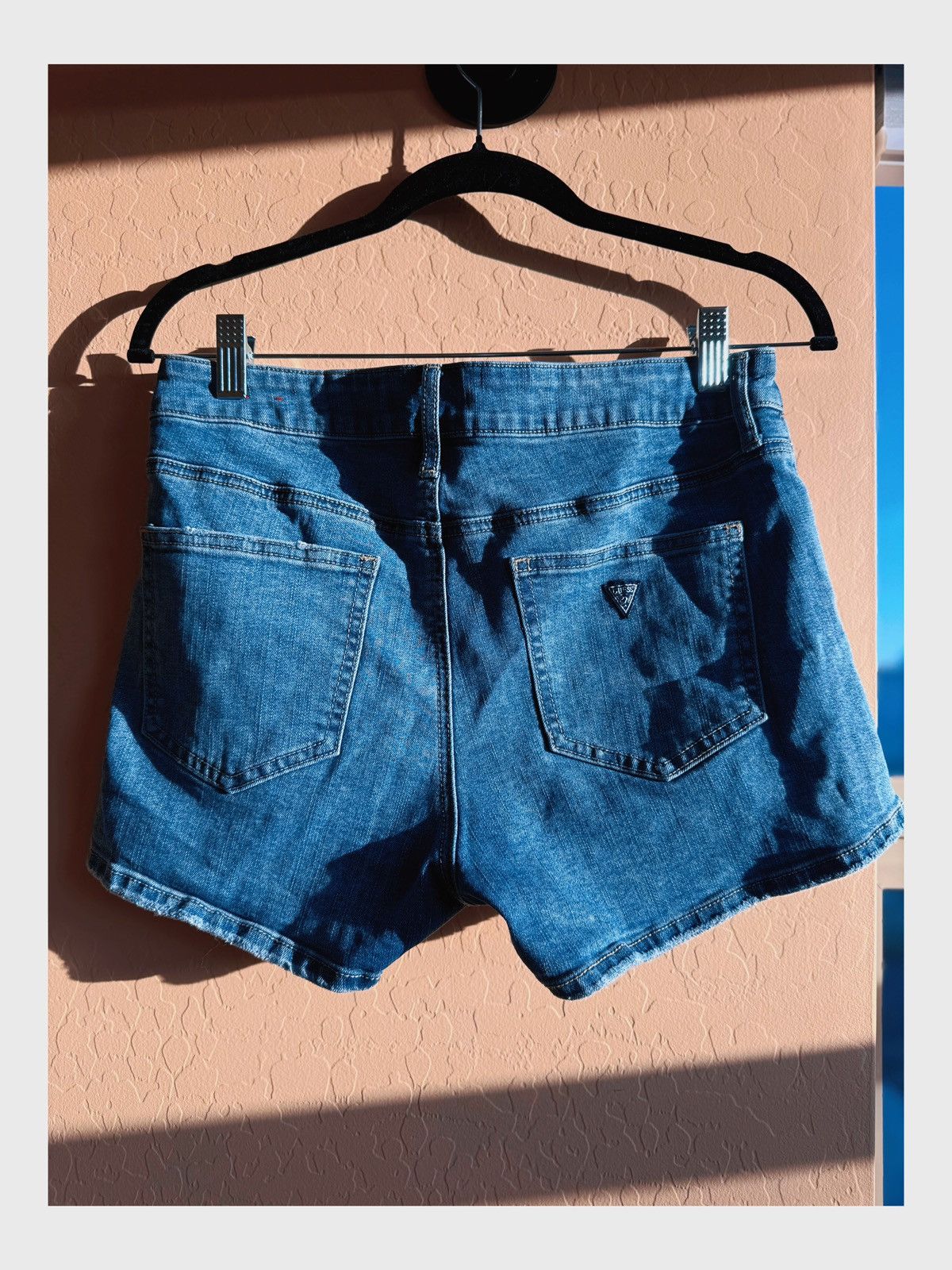 Guess GUESS Denim Shorts with Side Stripes - Sporty Retro Vibe Size 27" / US 4 / IT 40 - 6 Thumbnail