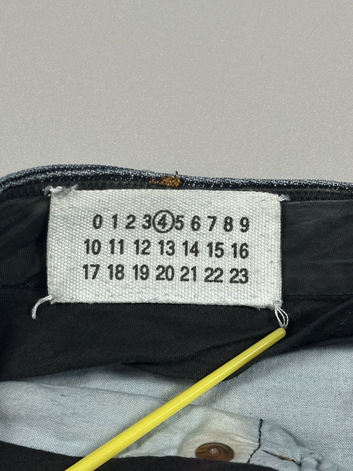 Maison Margiela Maison Margiela Line 4 Denim Jeans Size 30" / US 8 / IT 44 - 7 Thumbnail