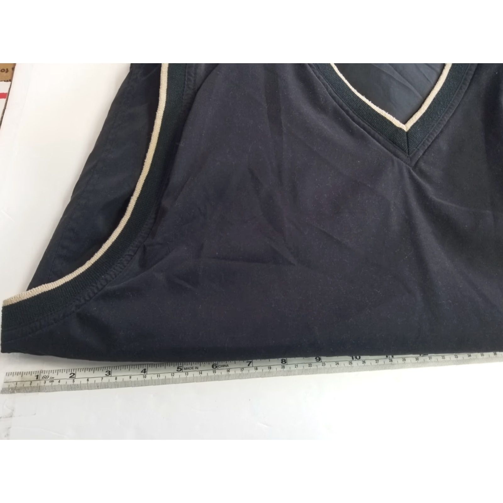 Brooks Brothers Brooks Brothers Vest Windbreaker Sleeveless Mens L Black Nylon Knit Plaid Lightweight Bodywarmer Casual Travel Autumn Spring Summer Size US L / EU 52-54 / 3 - 3 Thumbnail